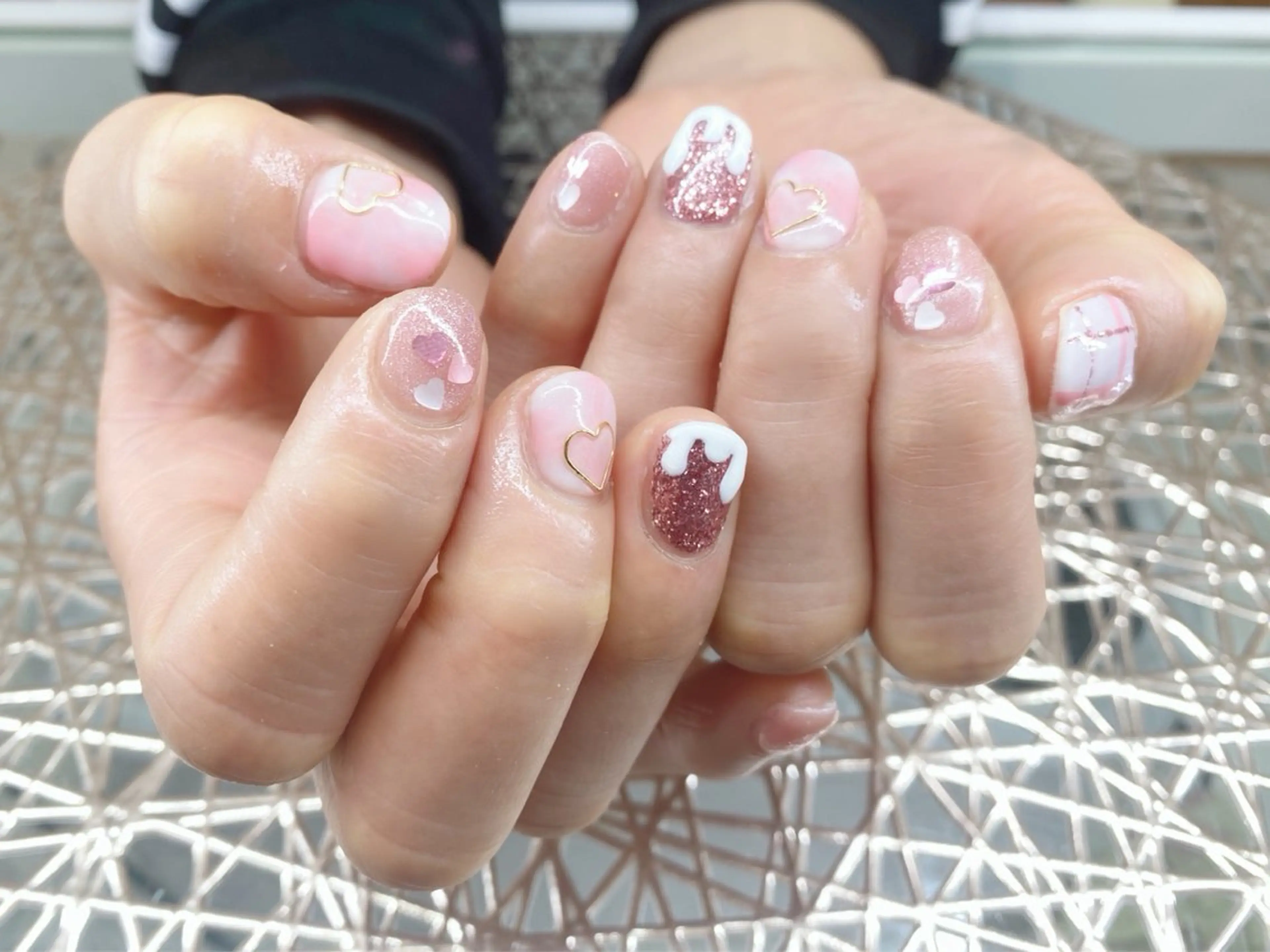 ネイル ハート ピンク ハンドネイル ネイルサロン nail_upのネイルデザイン
