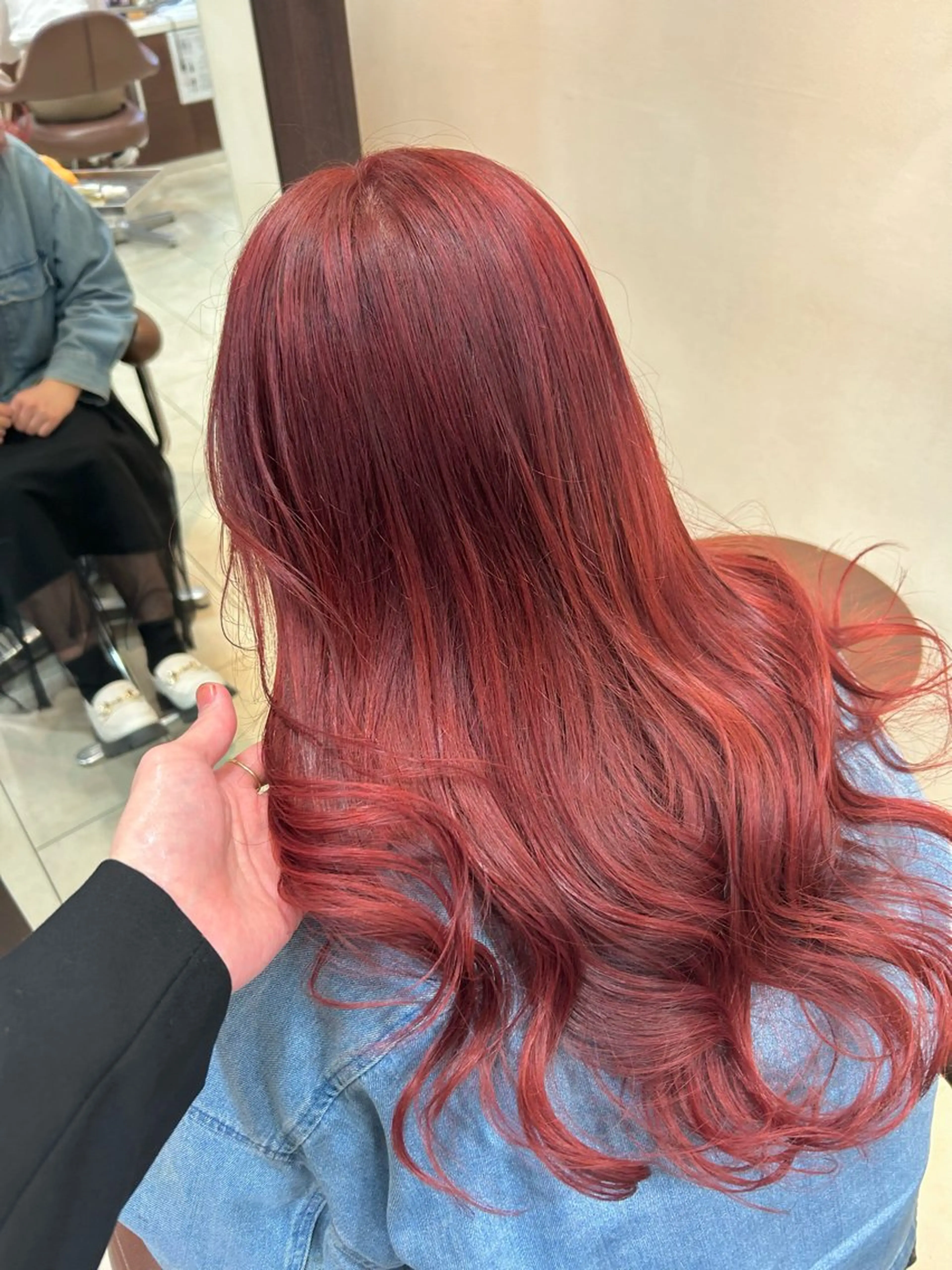 ロング カラー ヘアカラー トリートメント 甲斐 司のヘアスタイル