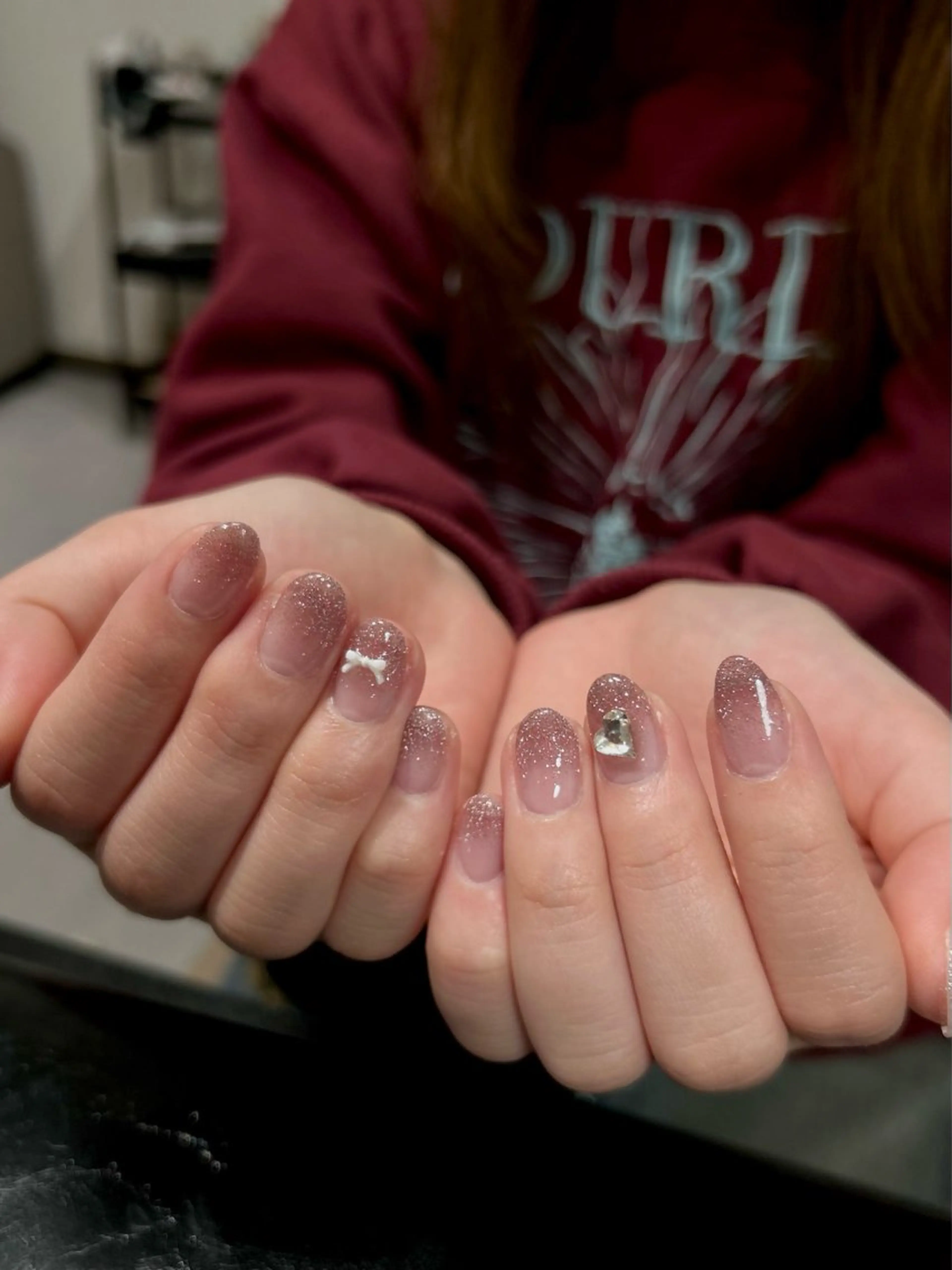 ネイル グラデーション ラメ(グリッター) マグネットネイル ミラーネイル ニュアンスネイル ハンドネイル Lumi de nailsのネイルデザイン