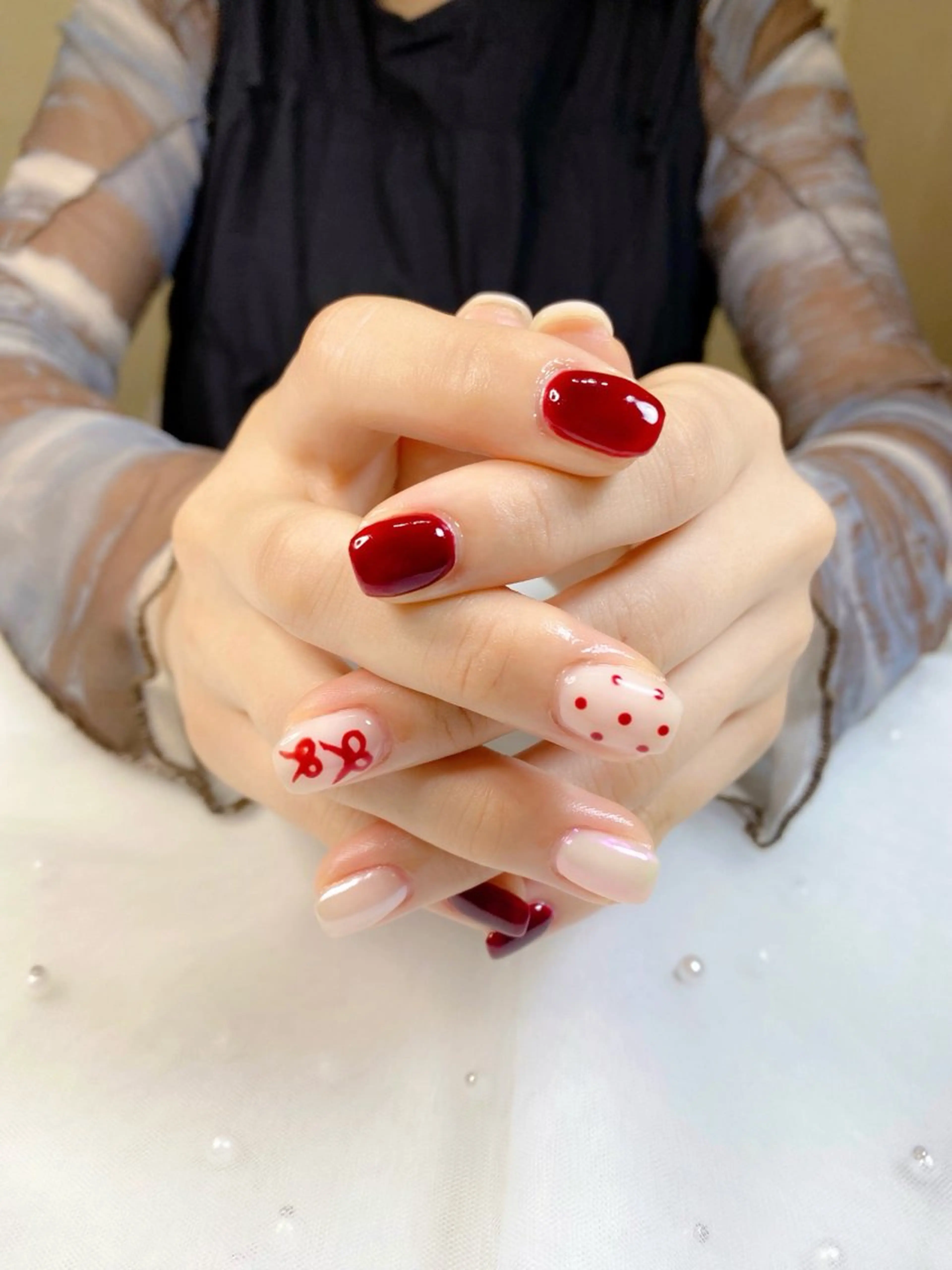 ネイル ボルドー ドット リボン iro+ nailのネイルデザイン