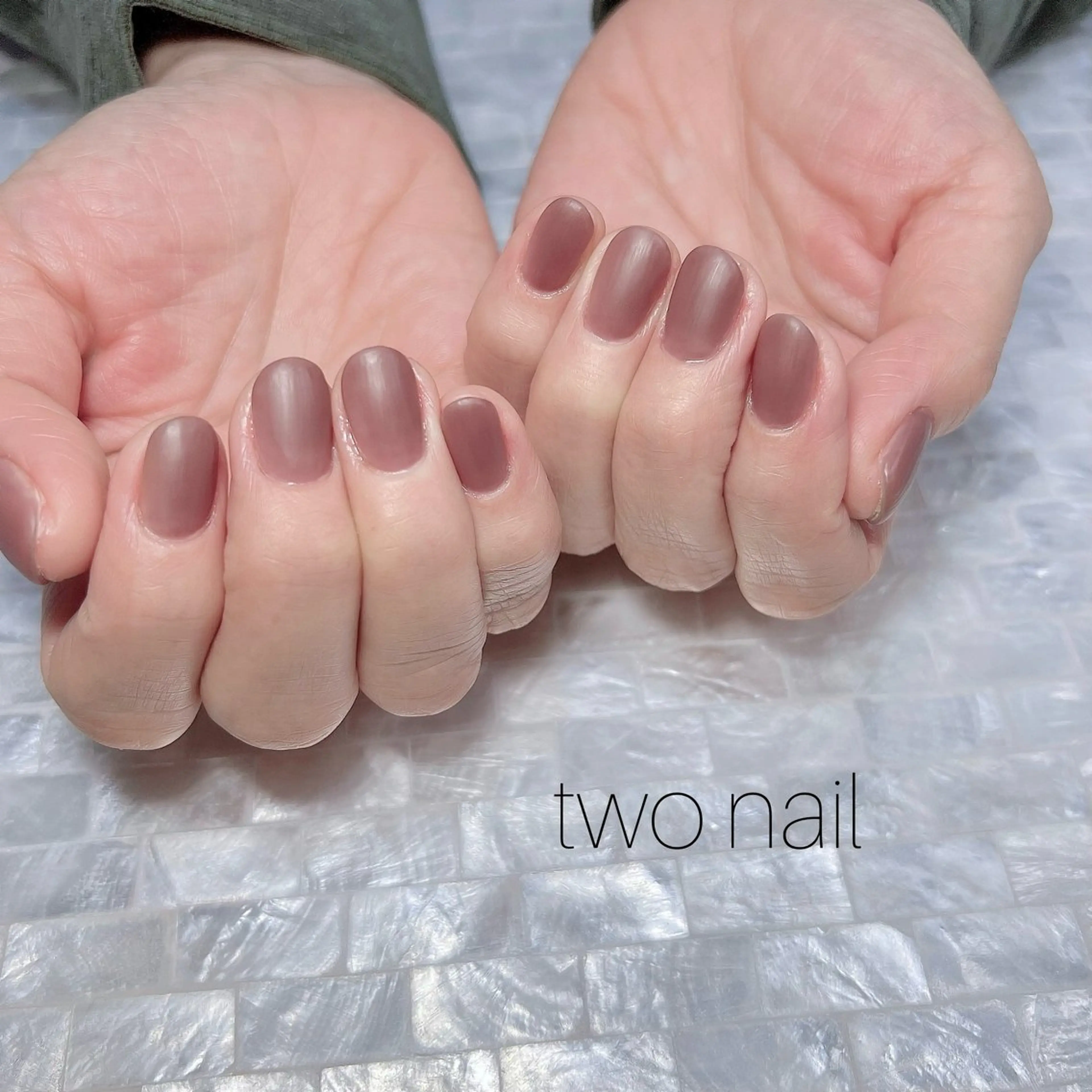 ネイル ネイルチップ ホワイト ハンドネイル two nailのネイルデザイン