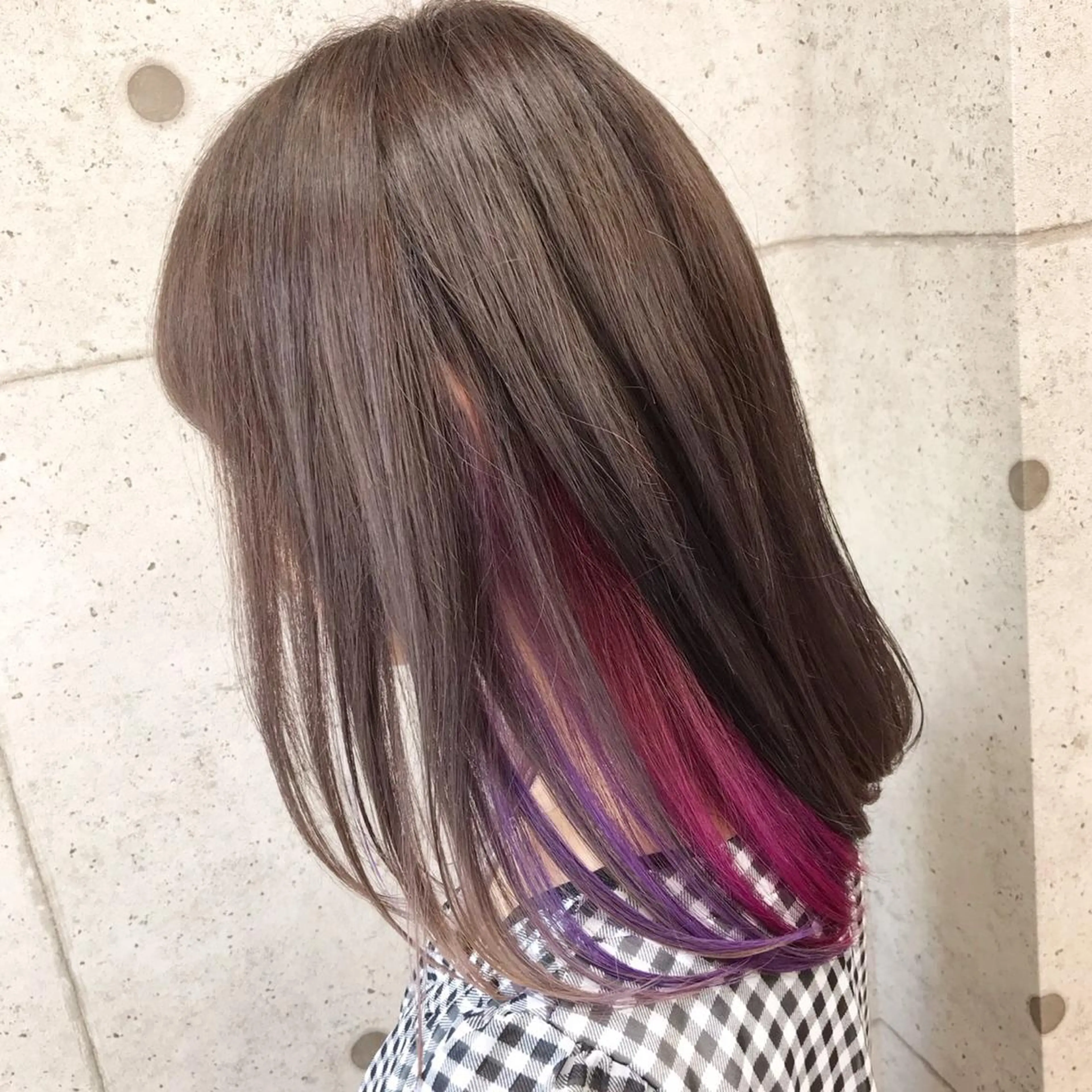 ミディアム パープルカラー 羽田 hadaのヘアスタイル