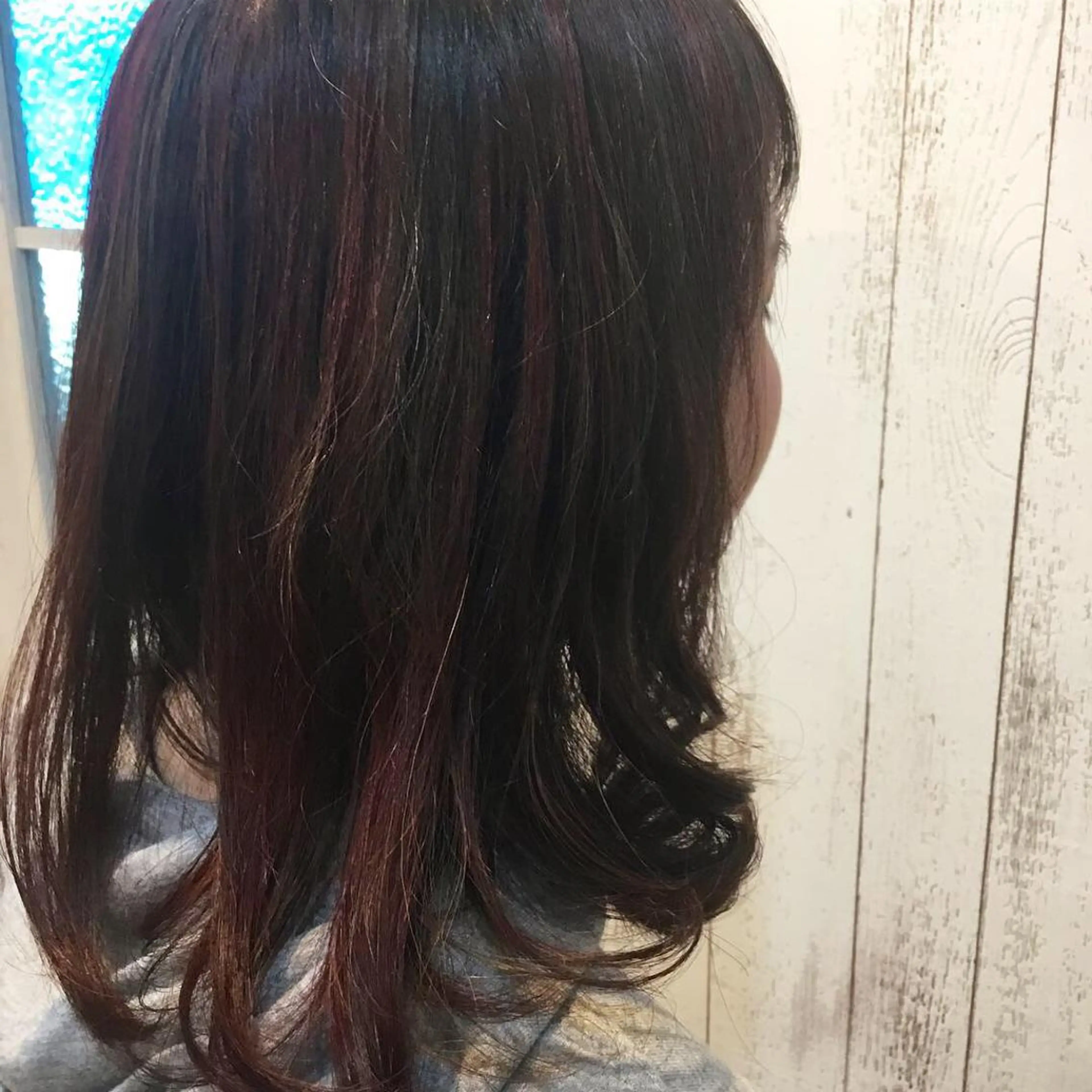 セミロング カラー 金崎 新吾のヘアスタイル