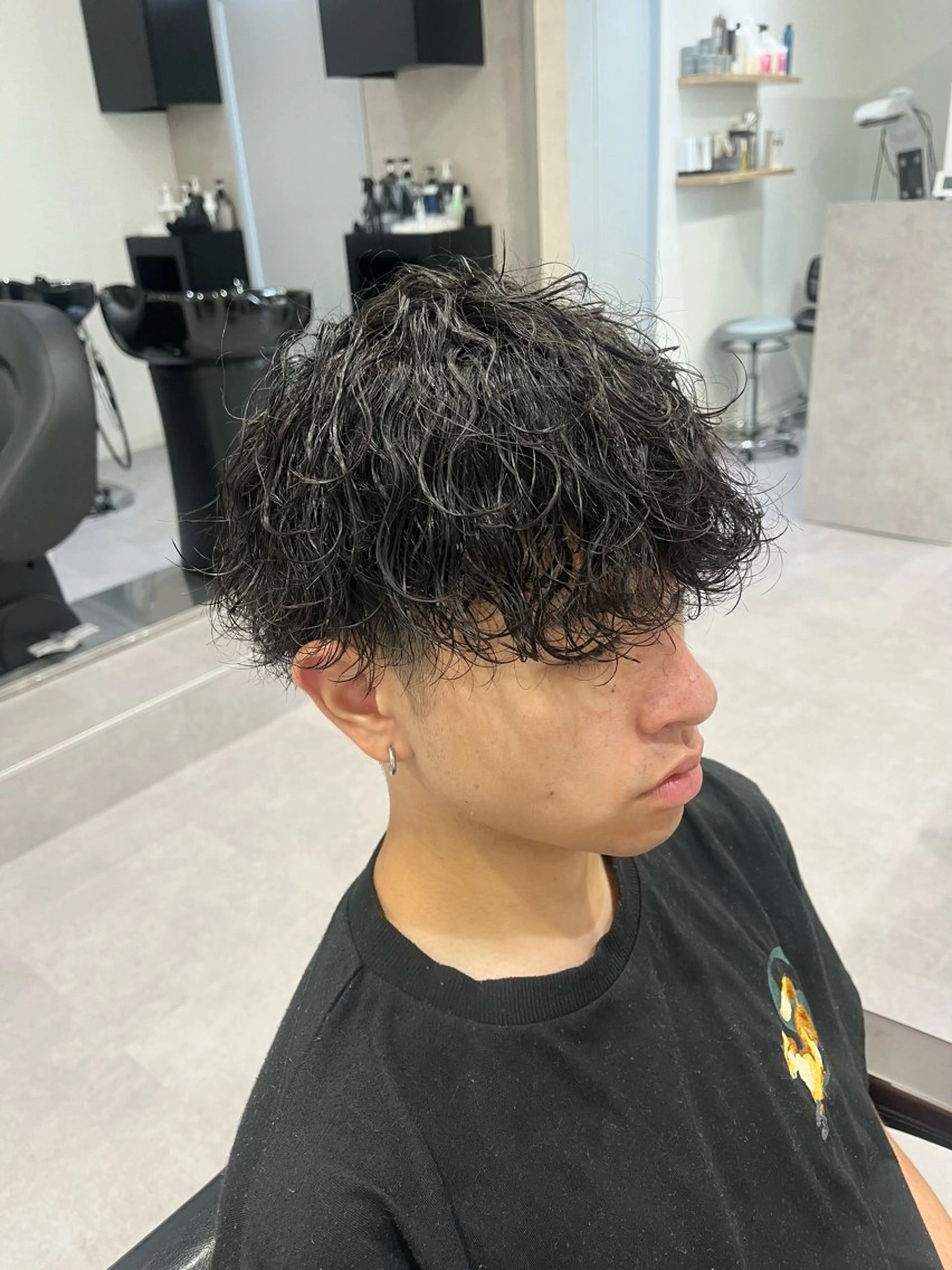 ミディアム パーマ メンズ 髙栁 航太の眉毛・アイブロウイメージ