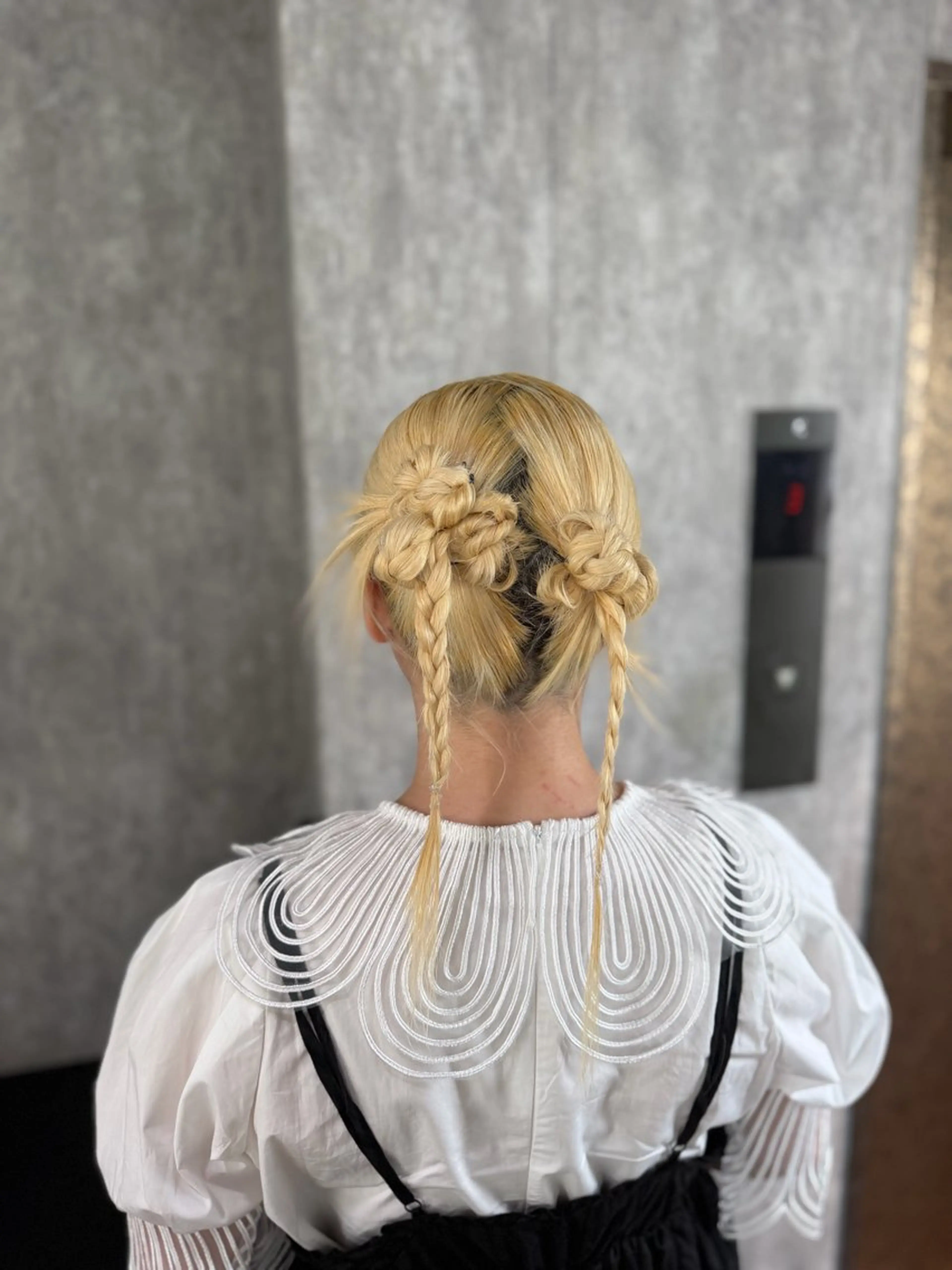 セミロング TIDEHAIR shina⋆𝜗𝜚のヘアスタイル
