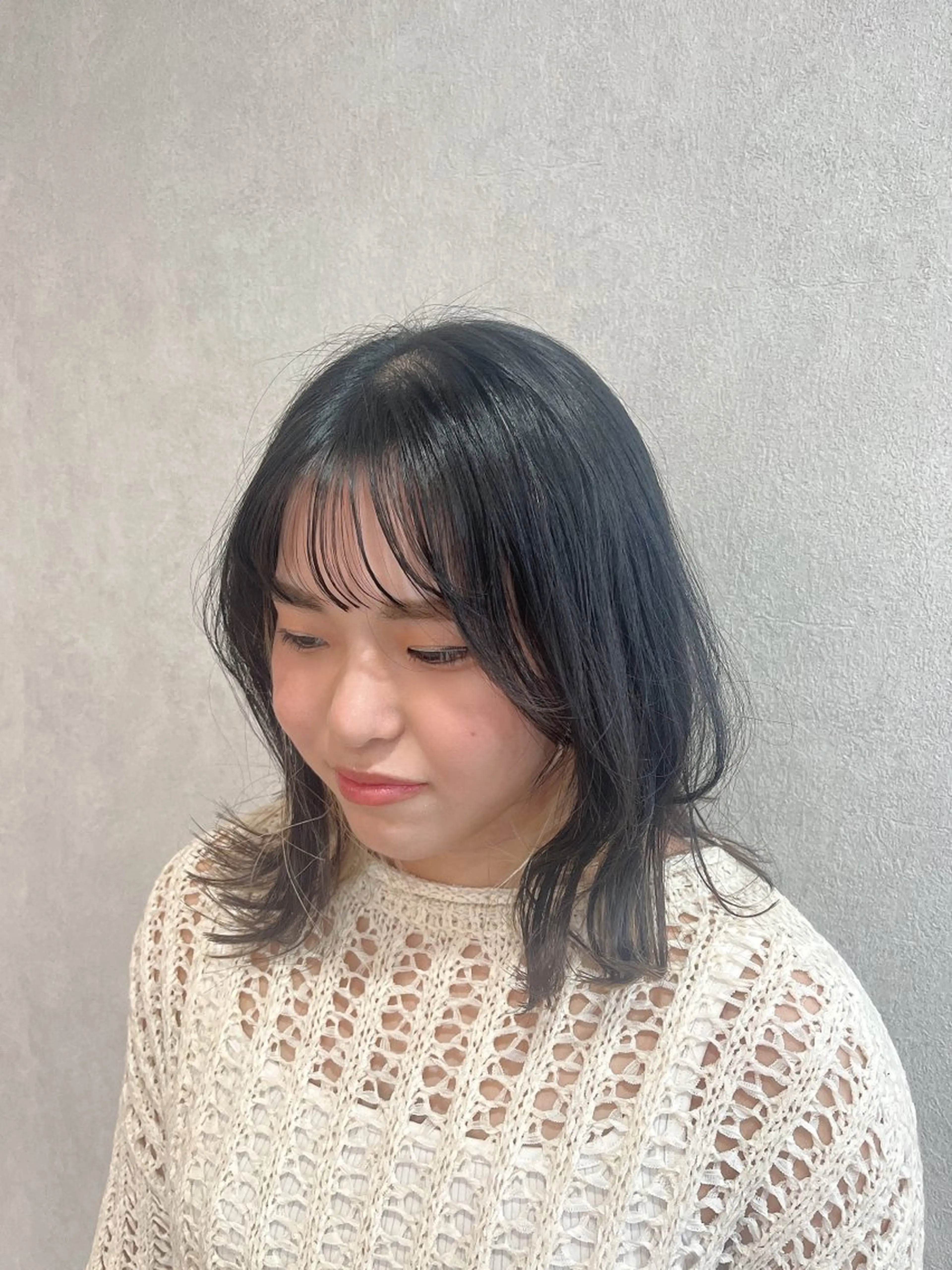 ミディアム 顔周りカット 小顔カット いまい ちひろのヘアスタイル