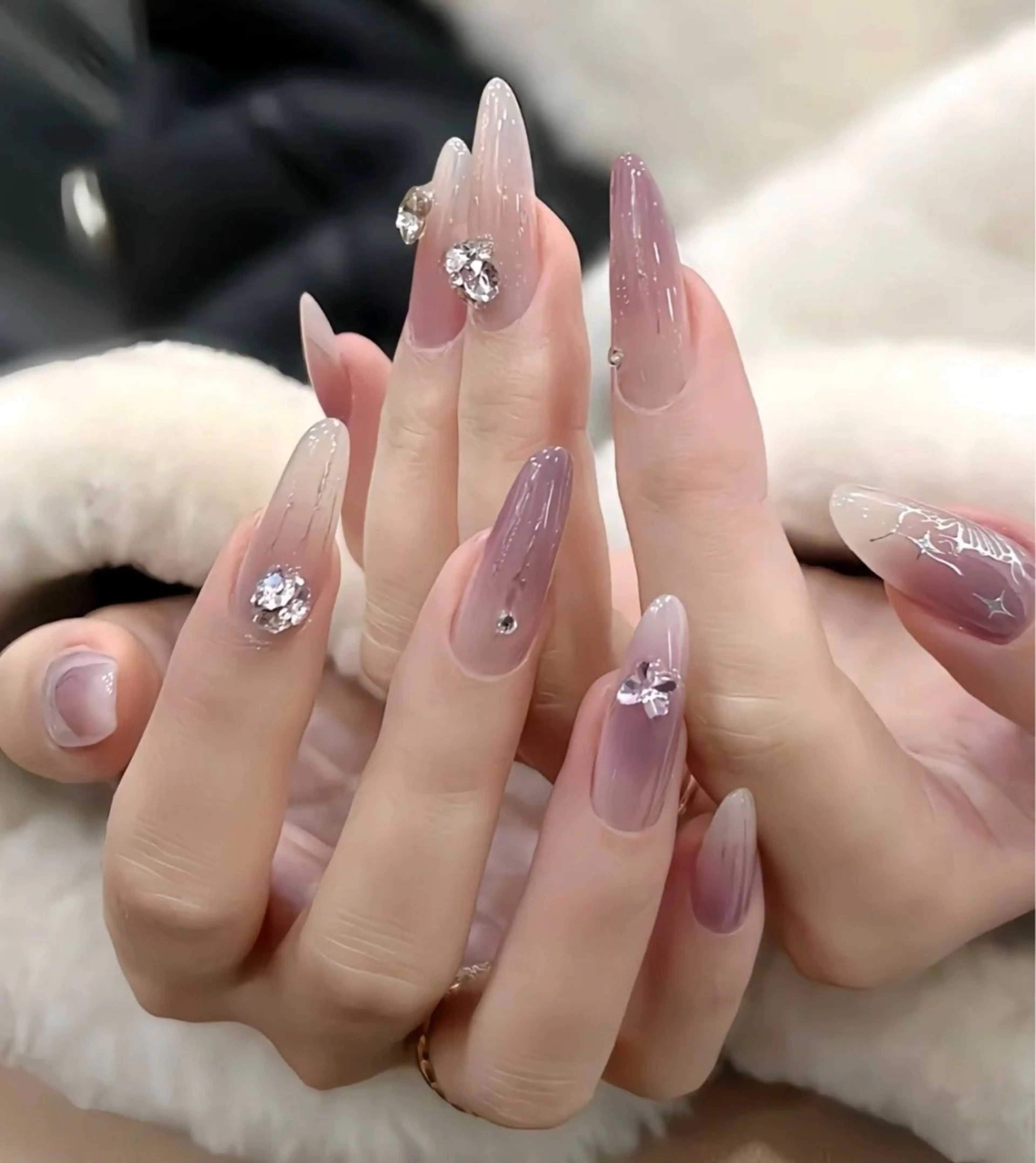 ネイル ハート 韓国ネイル オフィスネイル ワンカラーネイル シンプルネイル ハンドネイル Lynn_ Nailのネイルデザイン