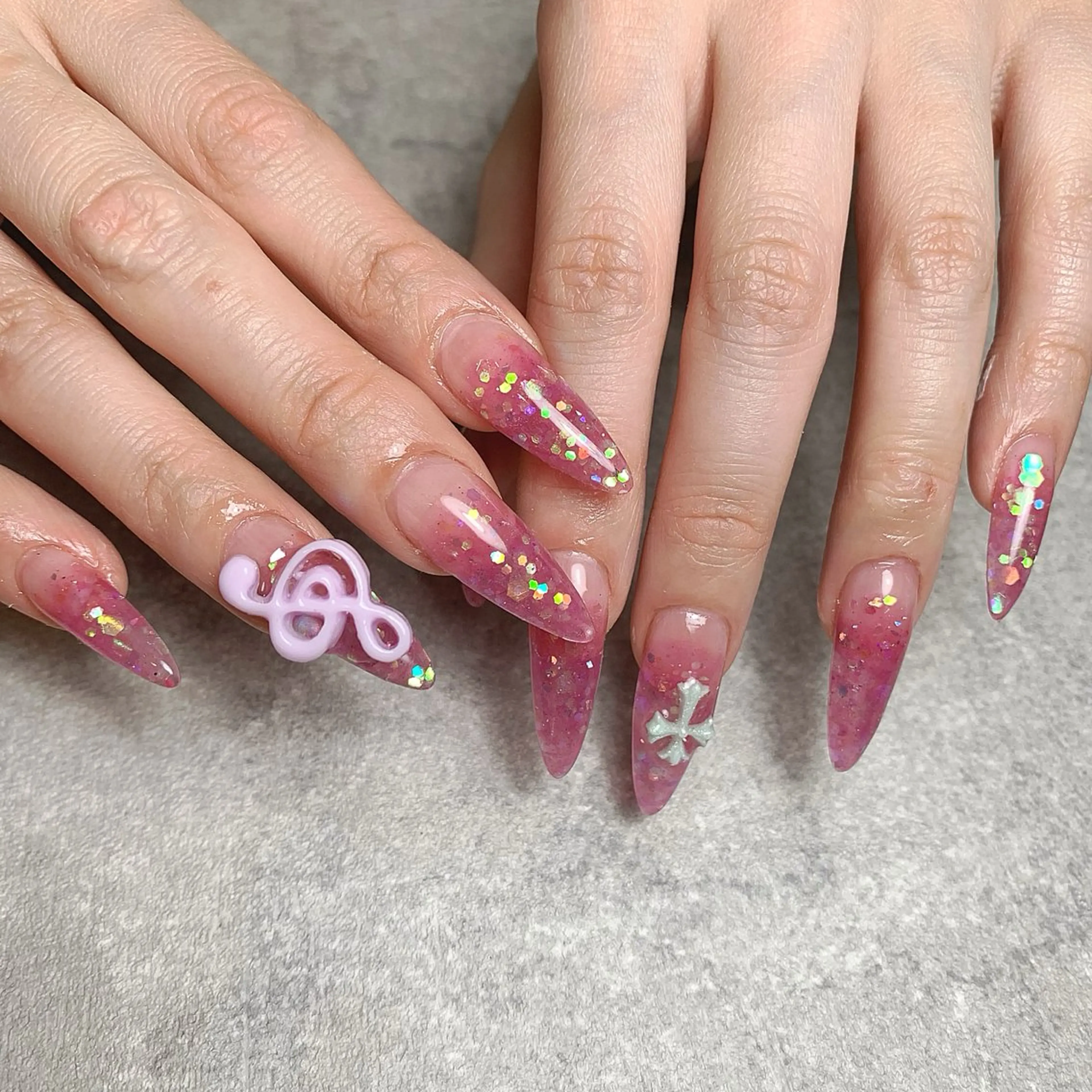 ネイル キラキラネイル ピンク 春ネイル ハンドネイル MU-5 nailのネイルデザイン