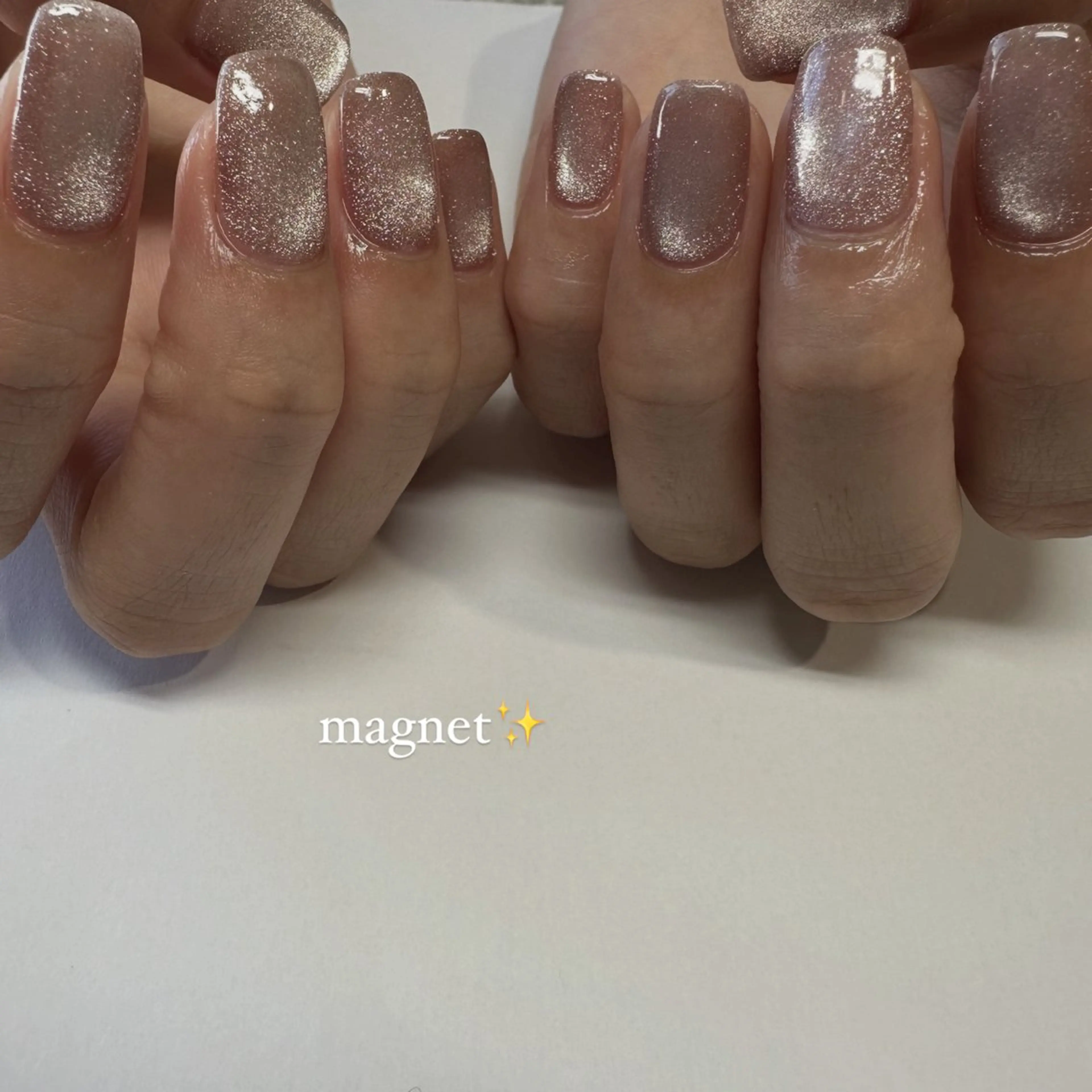 ネイル ハンドネイル 佐藤 穂乃香のネイルデザイン