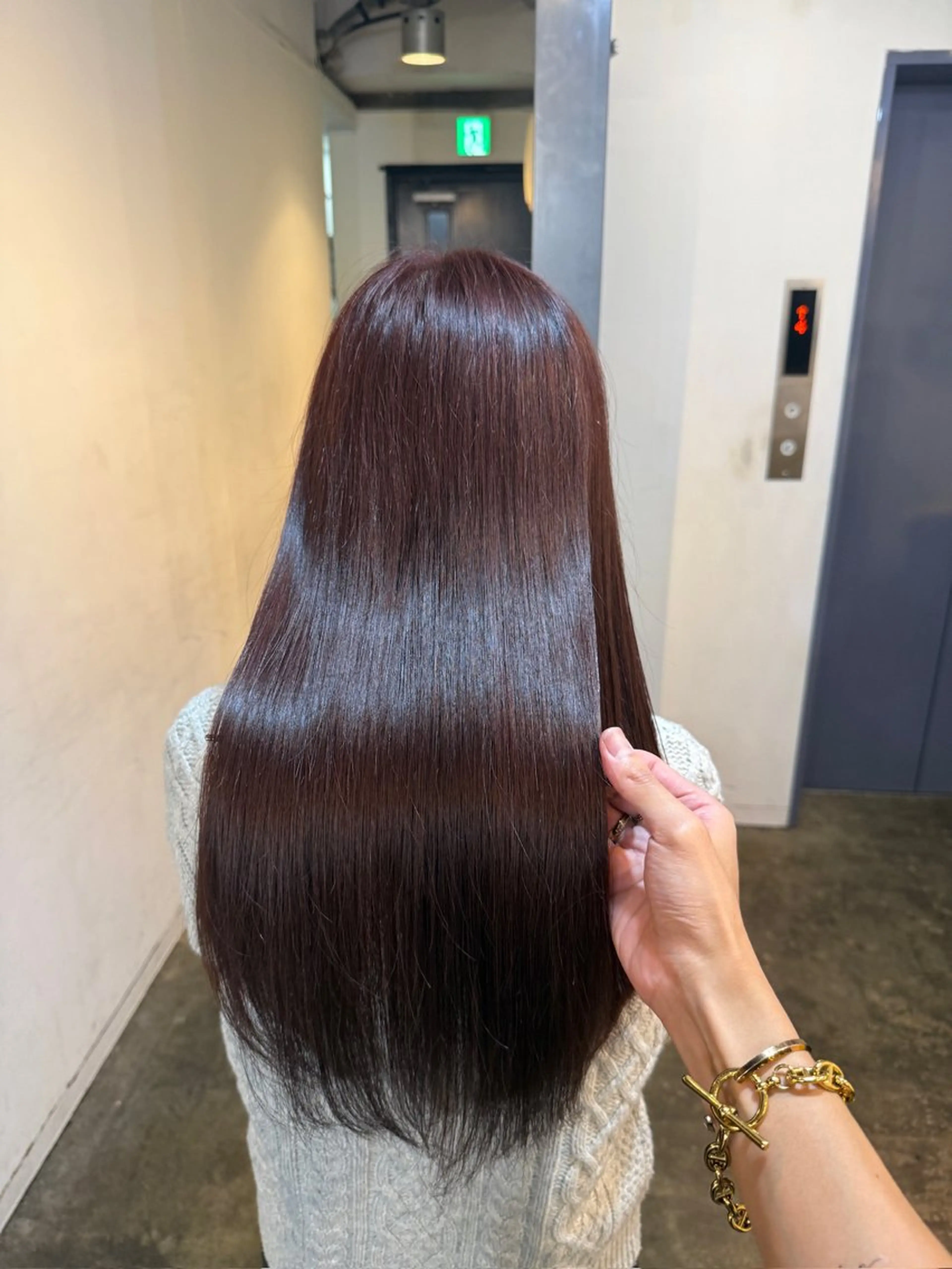 ロング カット ヘアカラー 縮毛矯正/レイヤー カット⭐️SHOTAのヘアスタイル