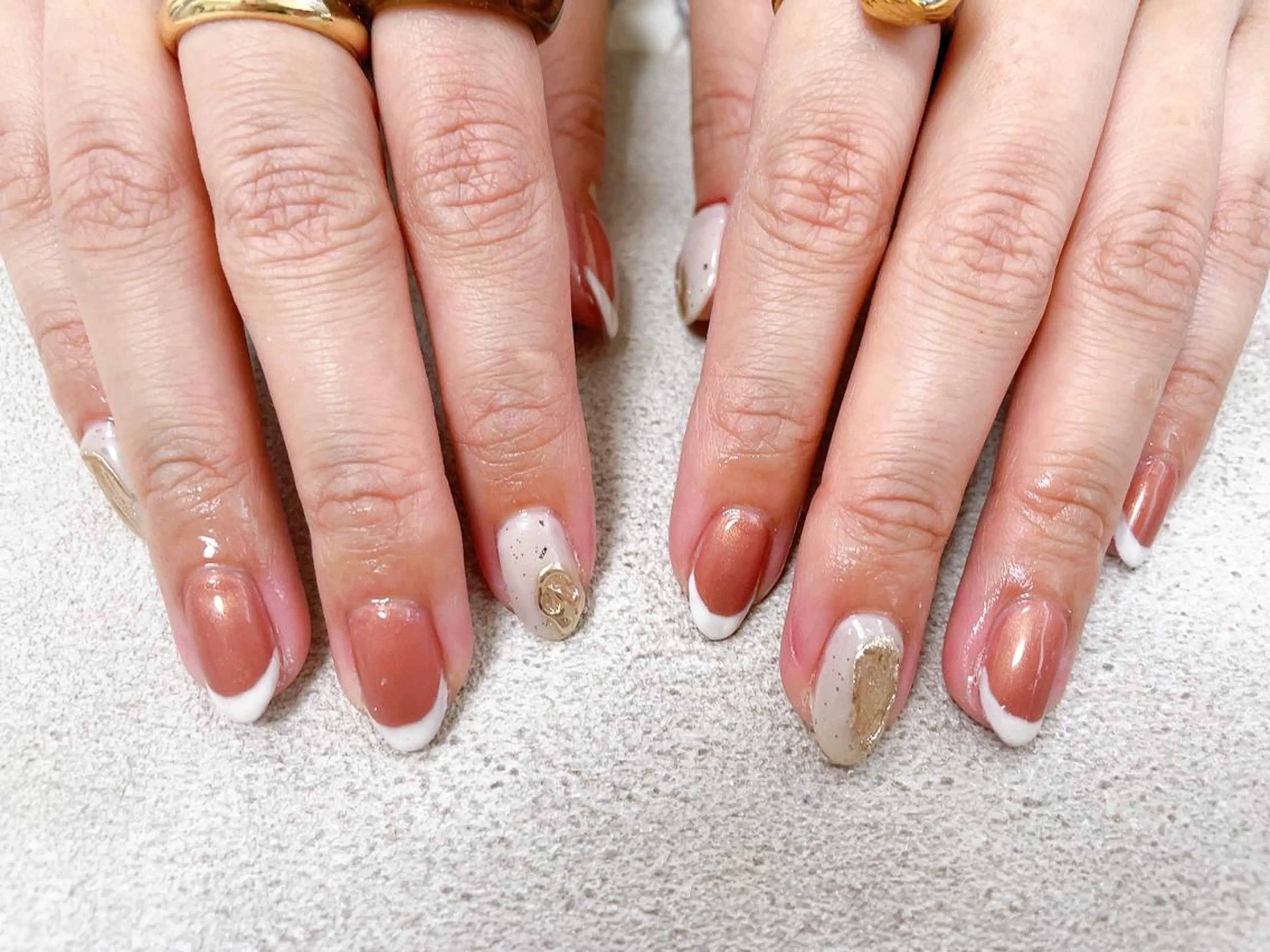 ネイル オーロラネイル フラワーネイル フットネイル フレンチネイル ジェルネイル mogunail &blowのネイルデザイン