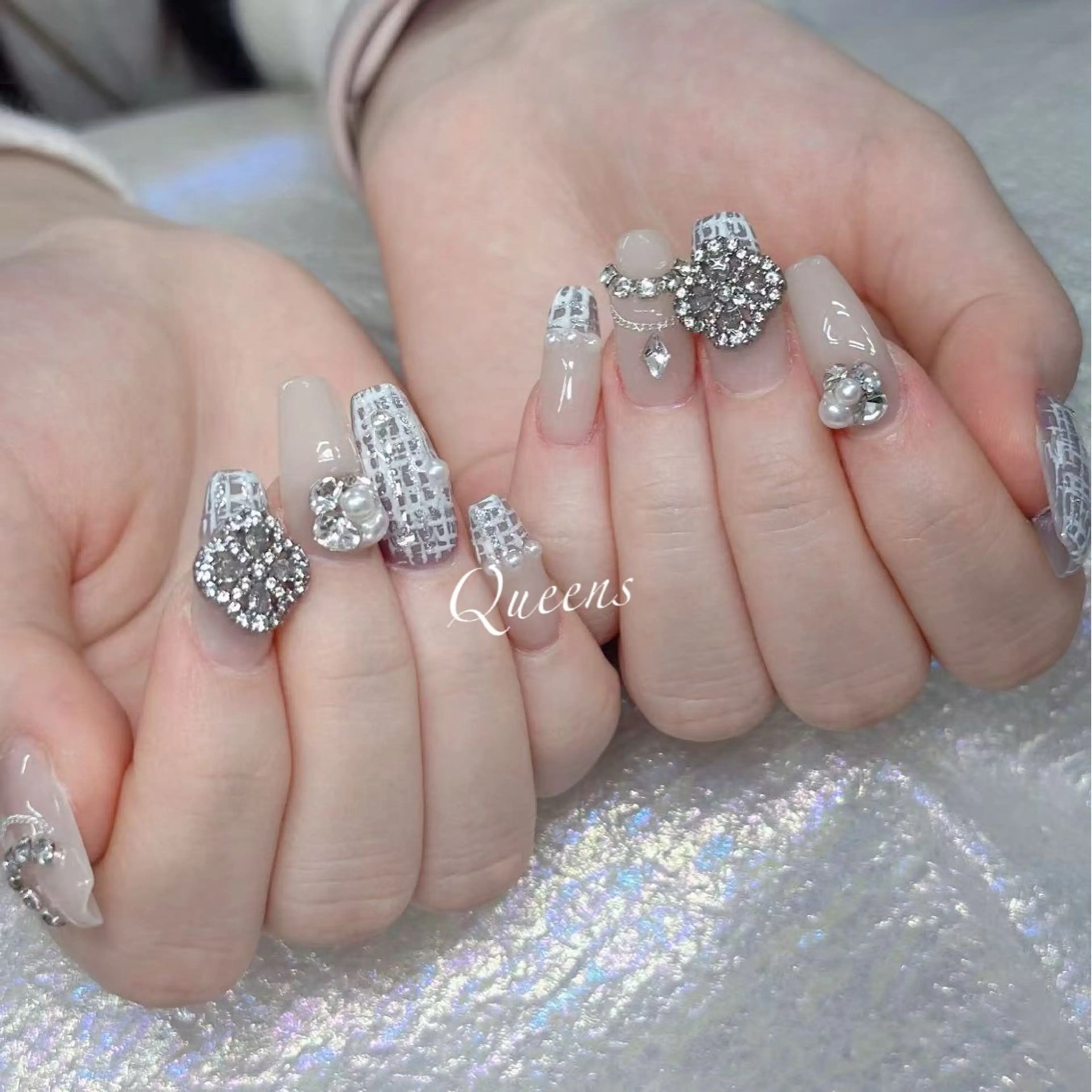 ネイル ハンドネイル Queens マオのネイルデザイン