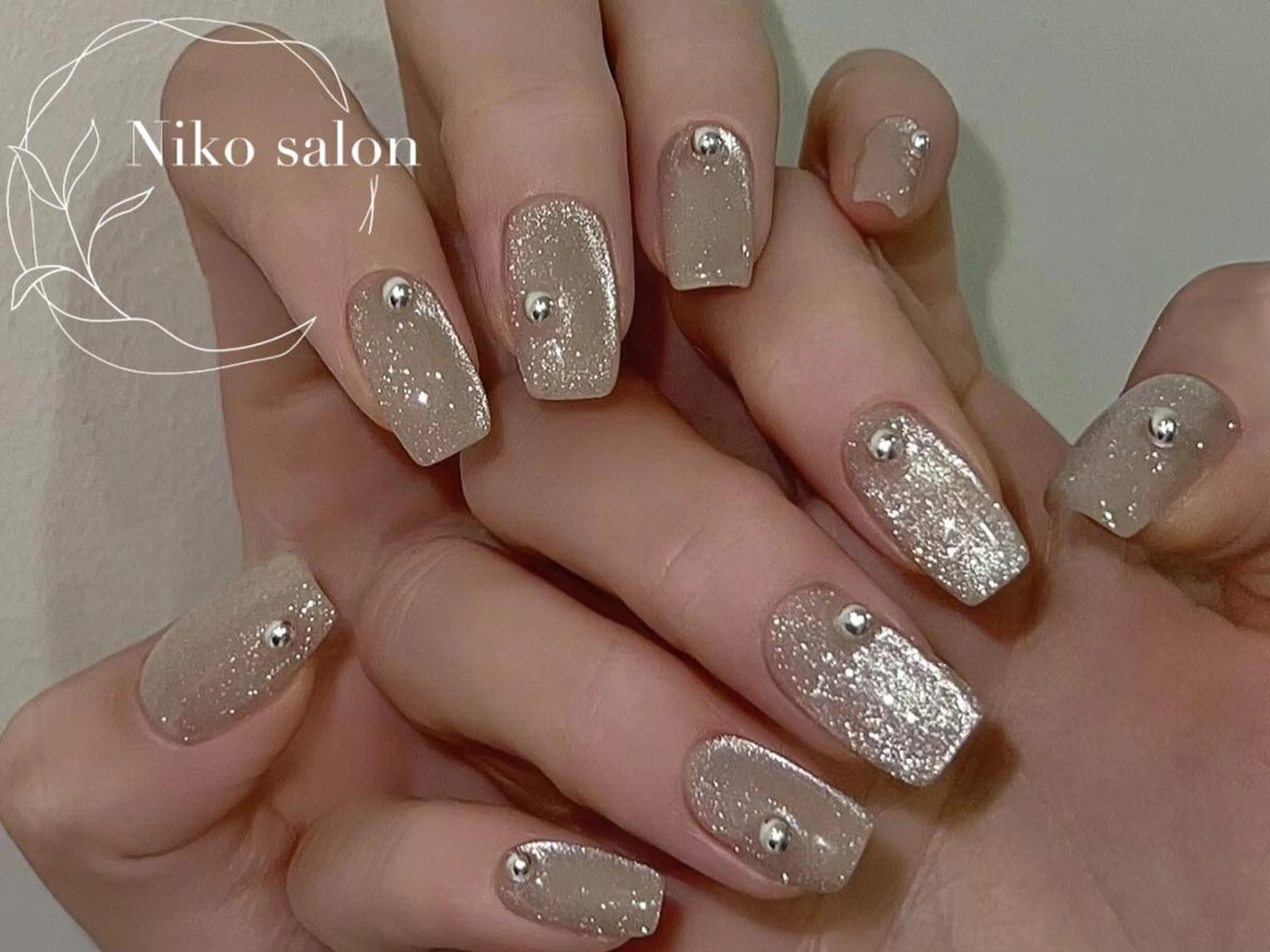 ネイル 長さ出し フットネイル フレンチネイル ジェルネイル ガラスフレンチ Niko ネイルサロン大宮店のネイルデザイン