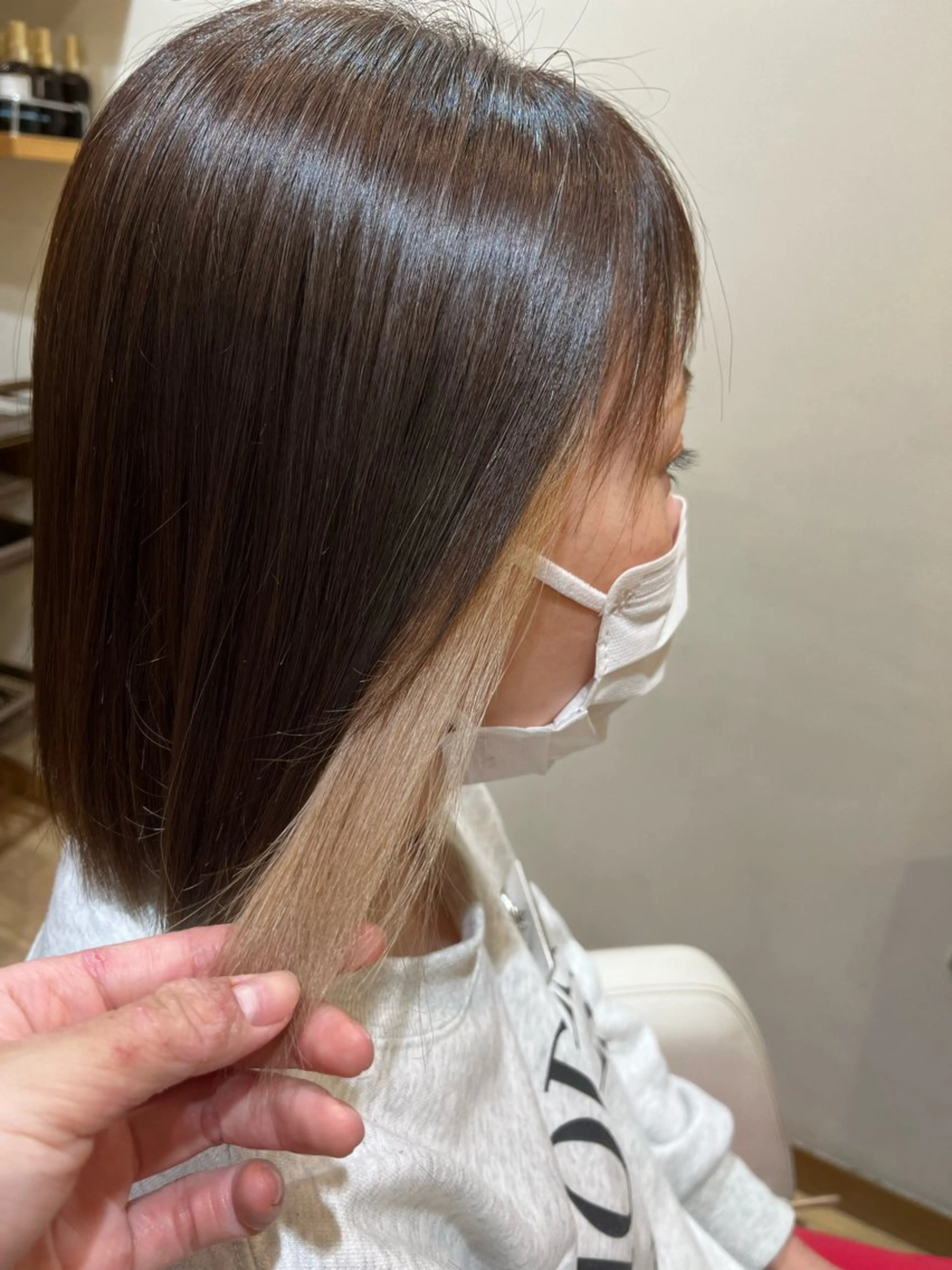 ショート カラー 斎藤 愛菜のヘアスタイル