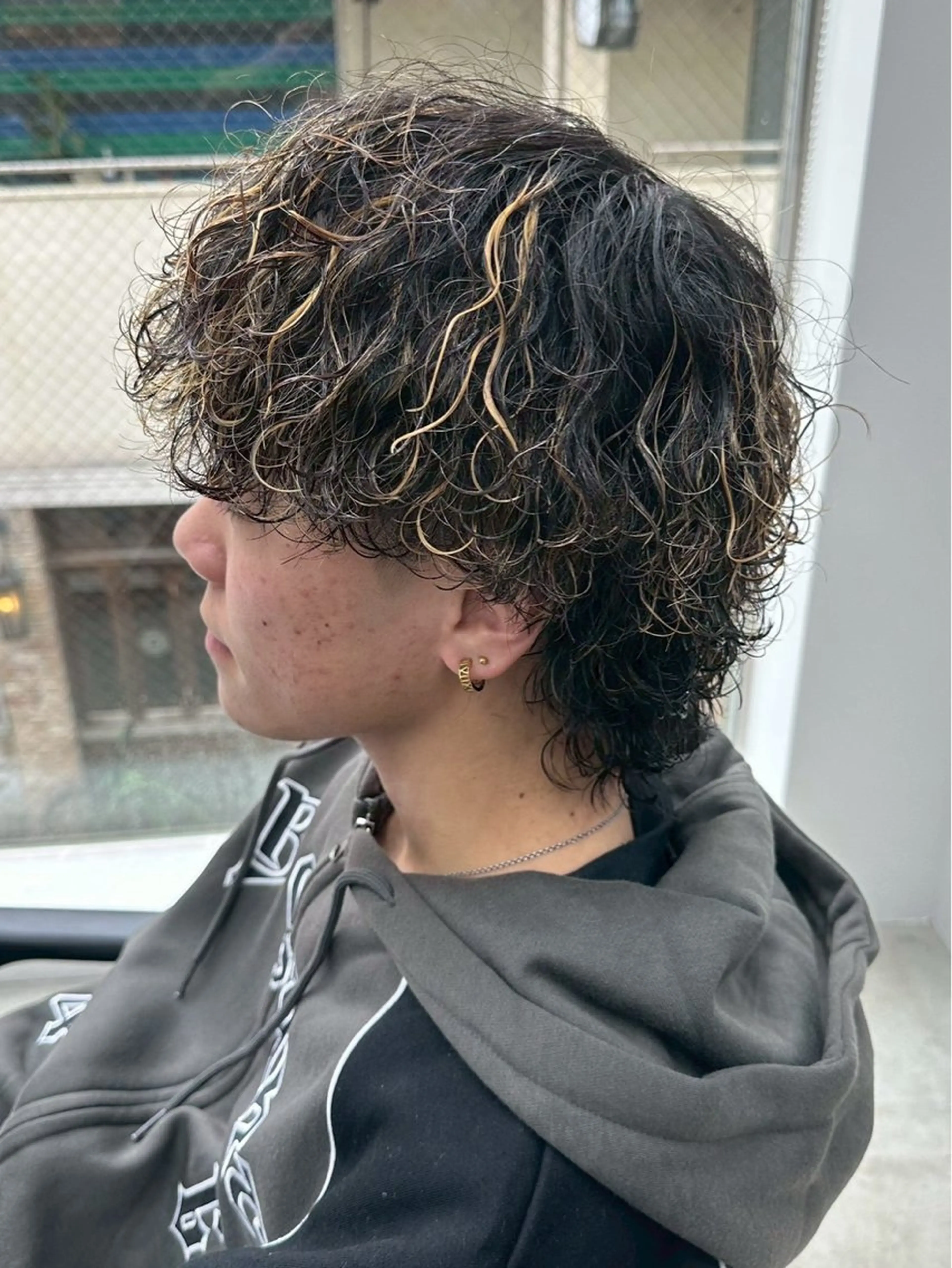 カラー パーマ メンズ レディース／メンズ パーマ特化／内山遥斗のヘアスタイル