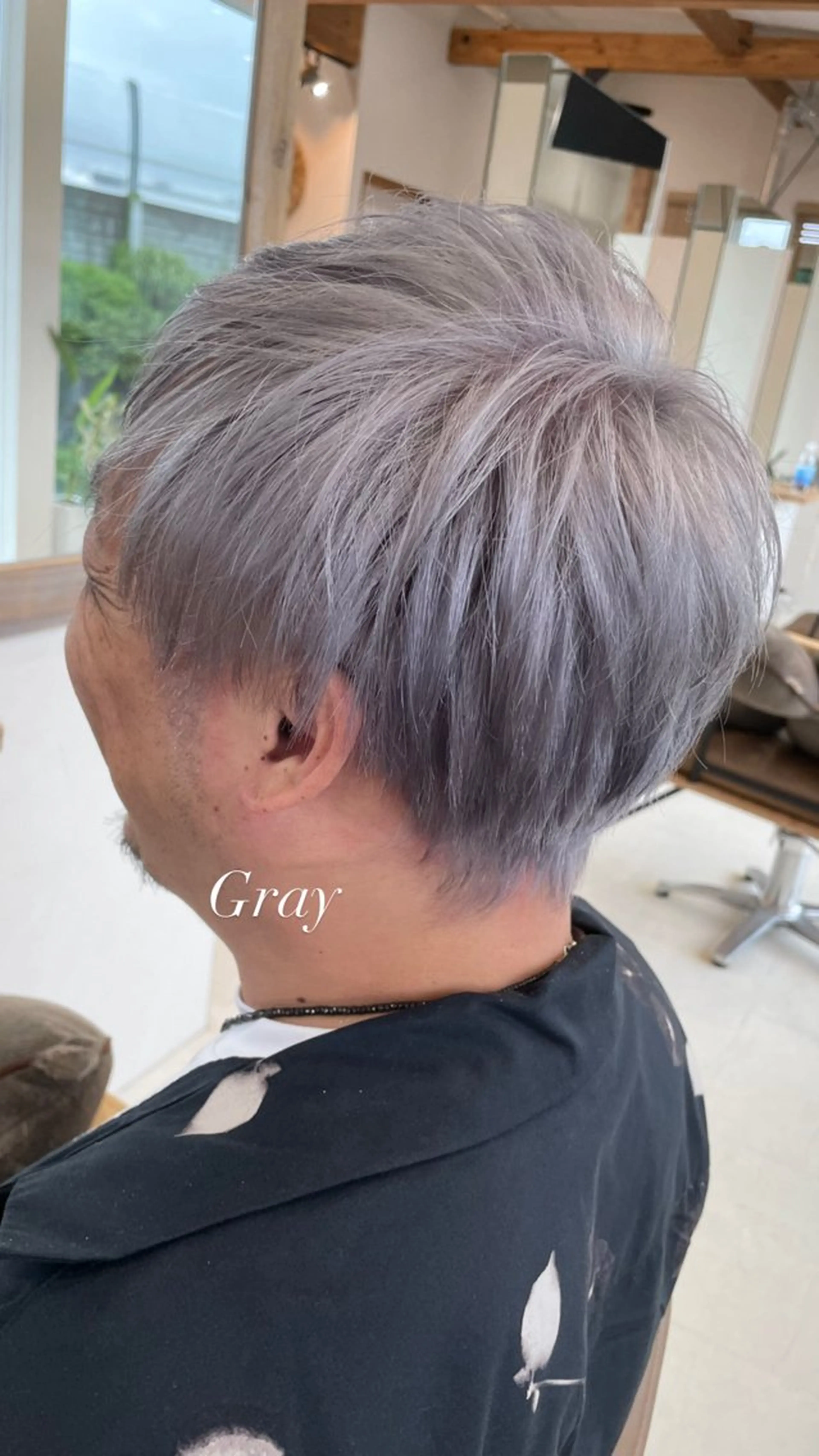 メンズ ヘアカラー 鈴木 妃帆未のヘアスタイル