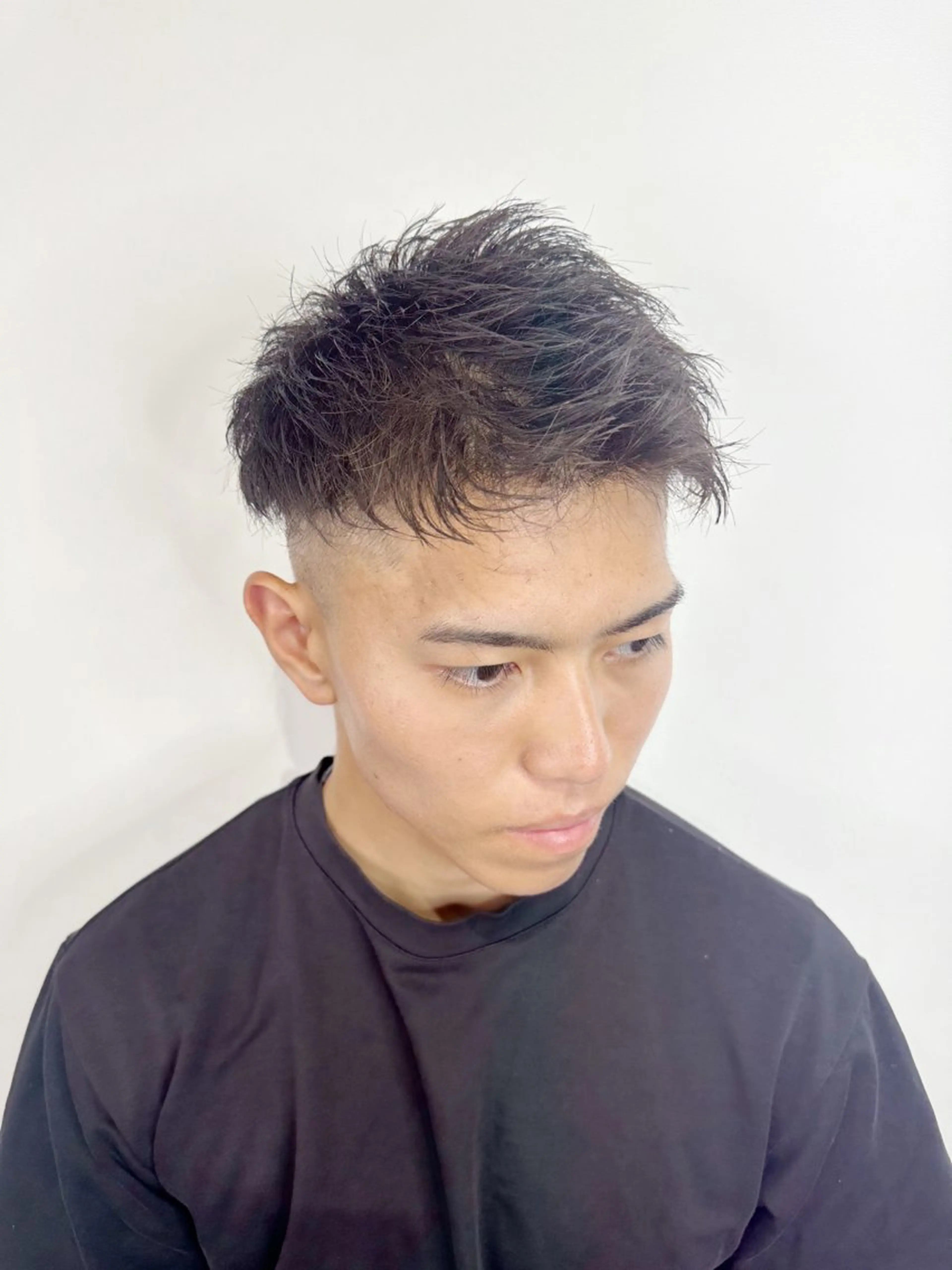 ショート 外国人風カラー ハイライト レイヤーカット 師藤 達也のヘアスタイル