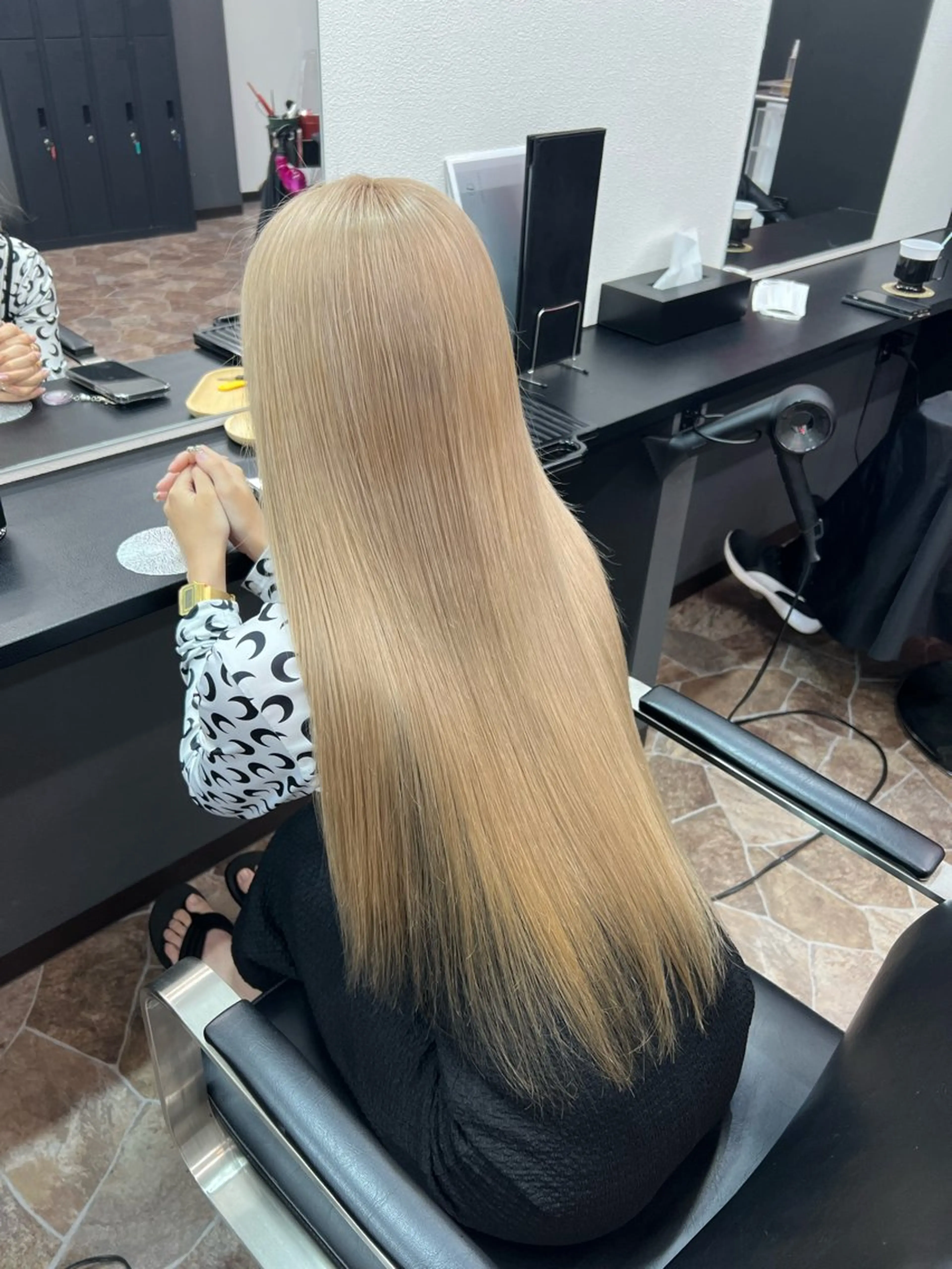 ロング ヘアカラー トリートメント 藤本 翔己のヘアスタイル