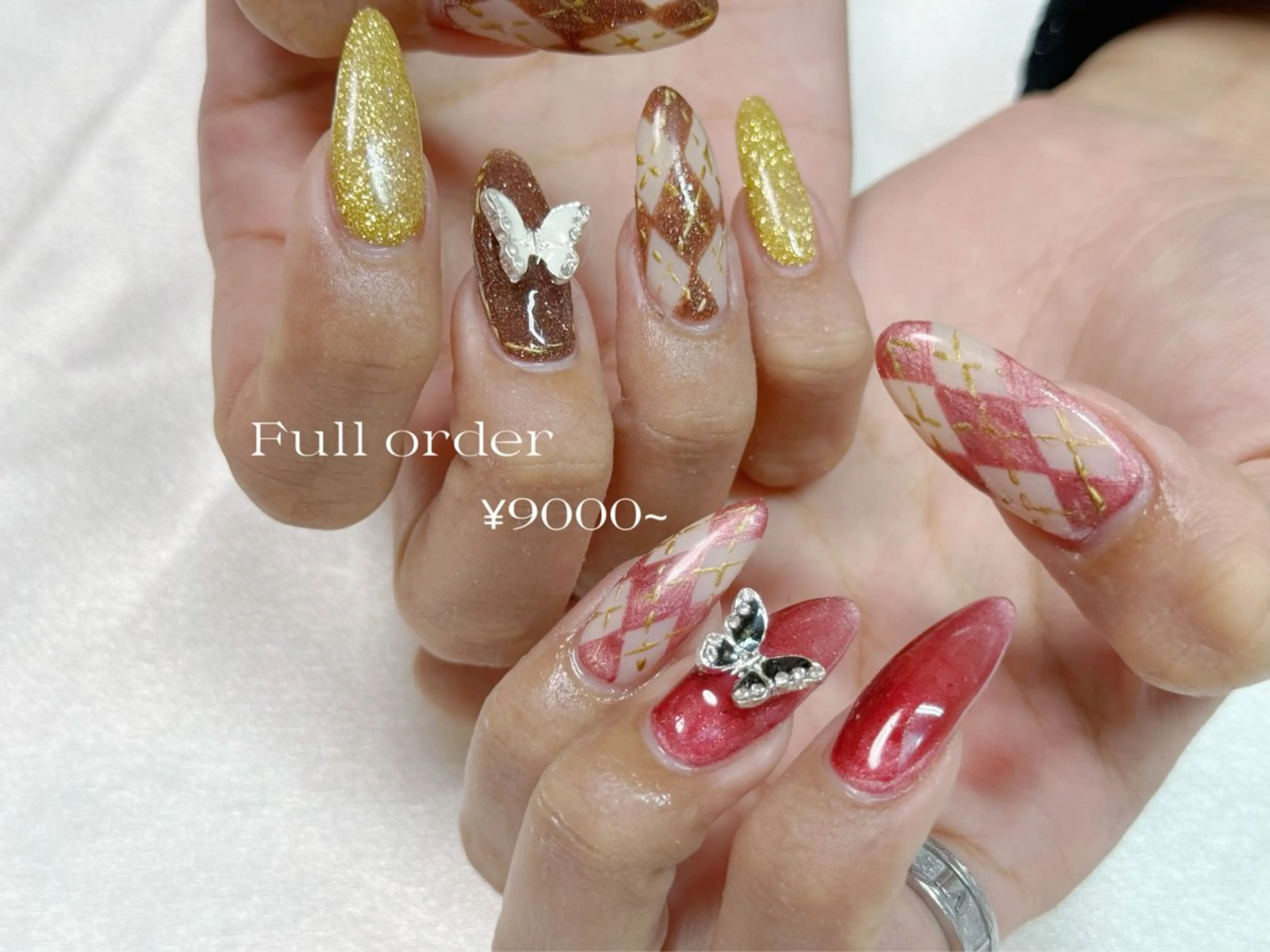 ネイル ~Sol&Luna~ Momonaのネイルデザイン