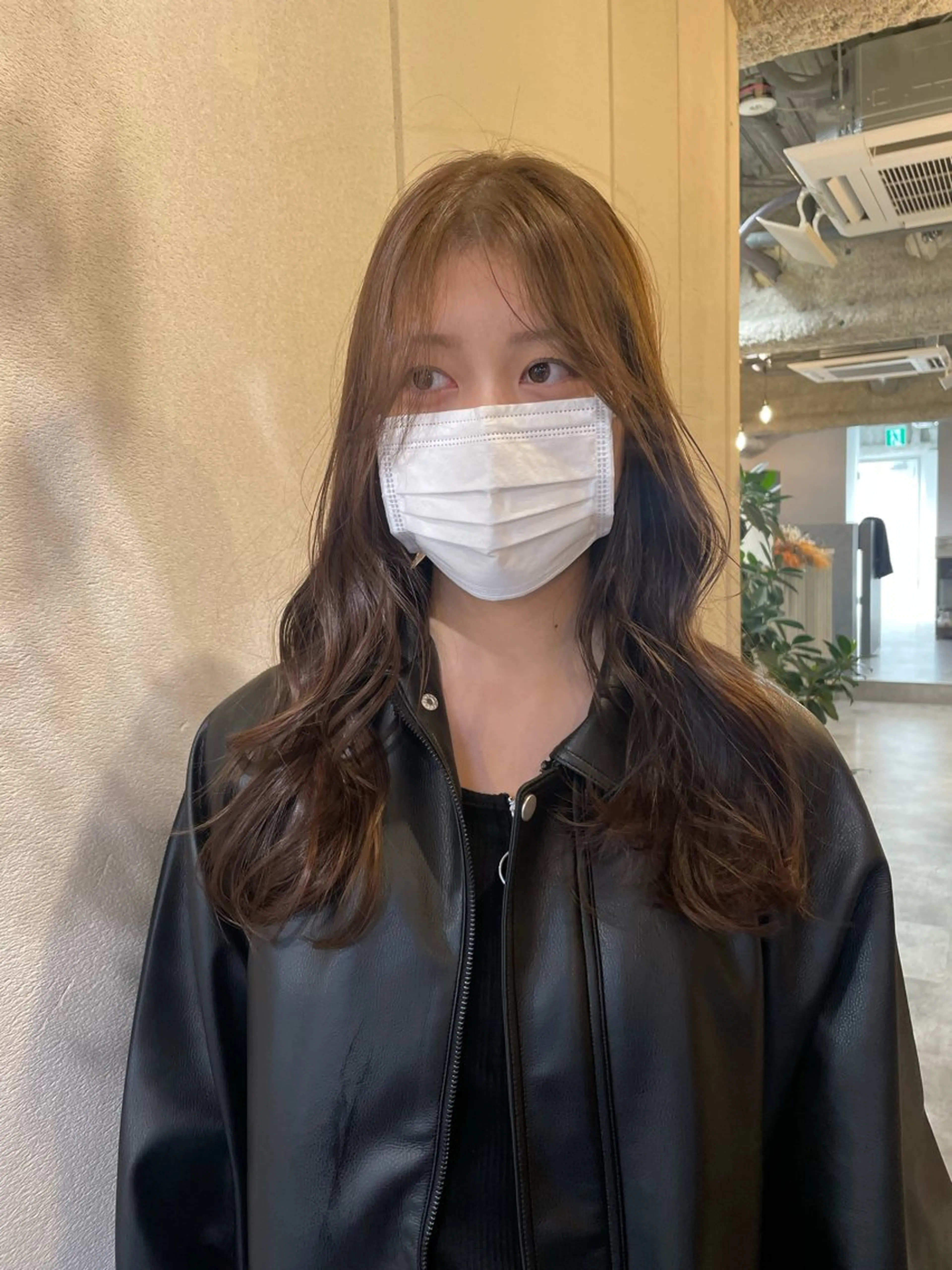 ロング カラー ベージュカラー カット ヘアカラー 狩野 羅夢のヘアスタイル