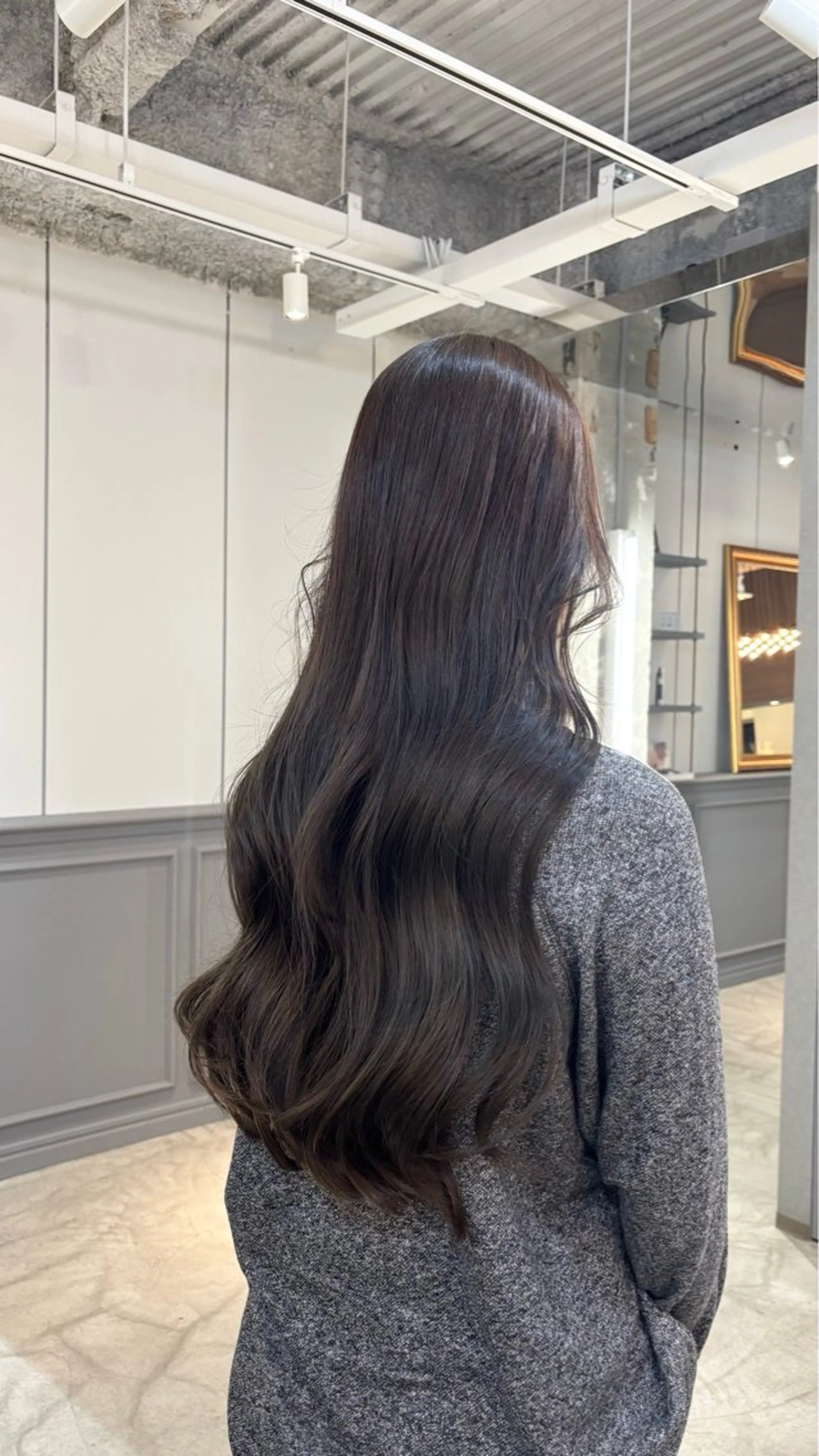 ロング カラー 関口 玲那のヘアスタイル