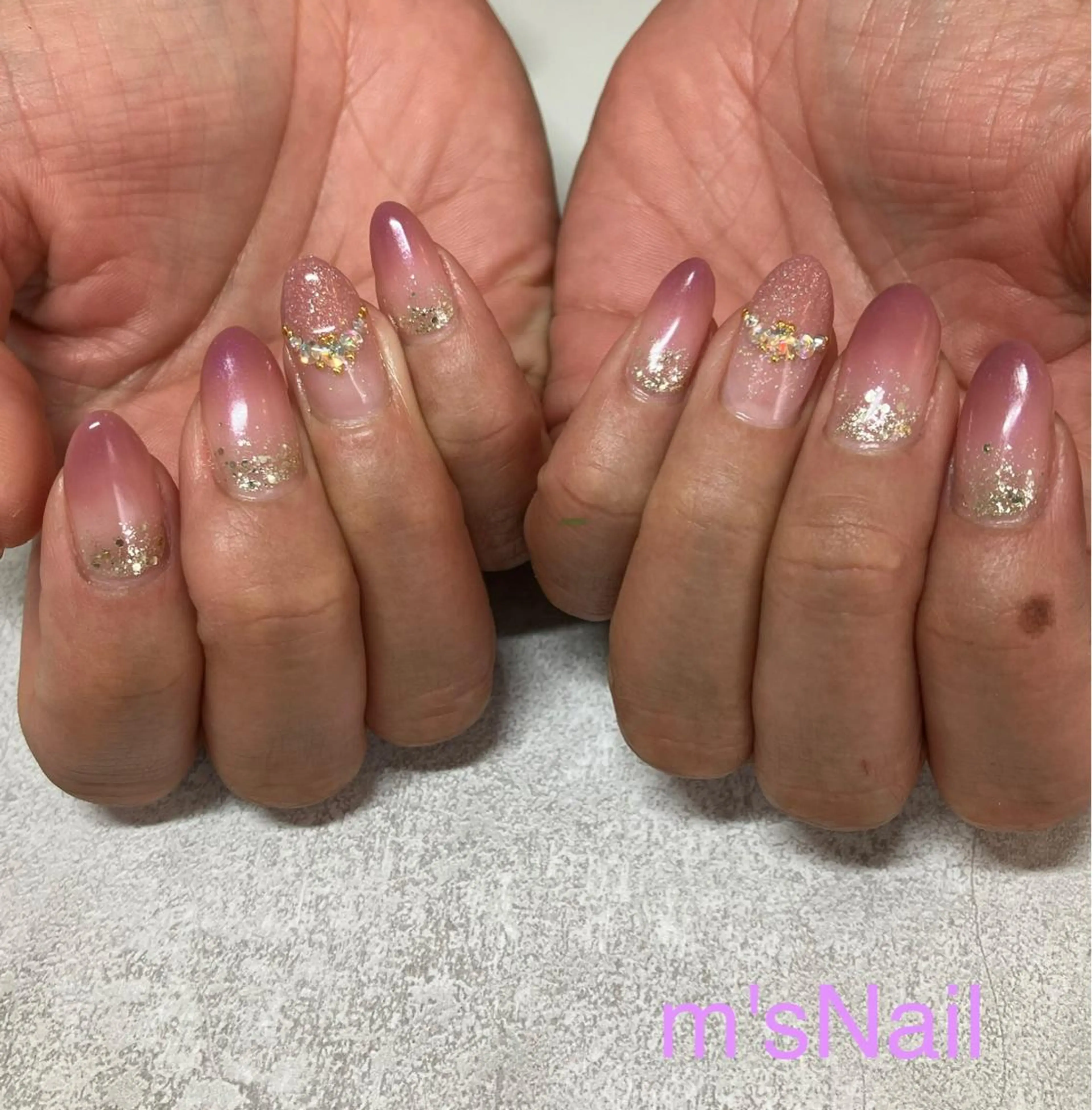 ネイル ラメ(グリッター) ピンク ハンドネイル m'sNail 福岡西区 ネイルのネイルデザイン