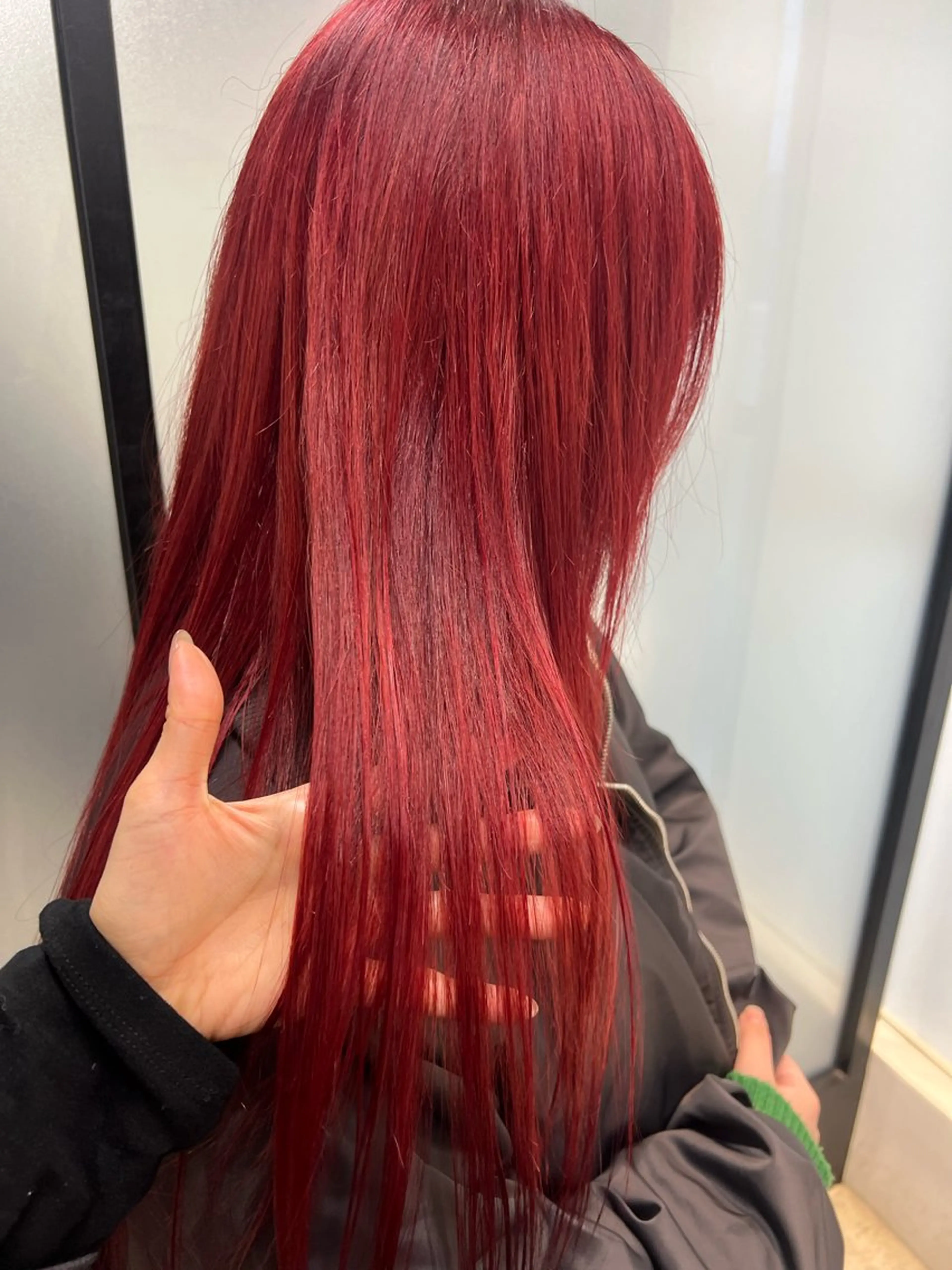 ロング カラー ブリーチ ケアブリーチ カット ヘアカラー トリートメント ウルフレイヤーカット /チヒロのヘアスタイル