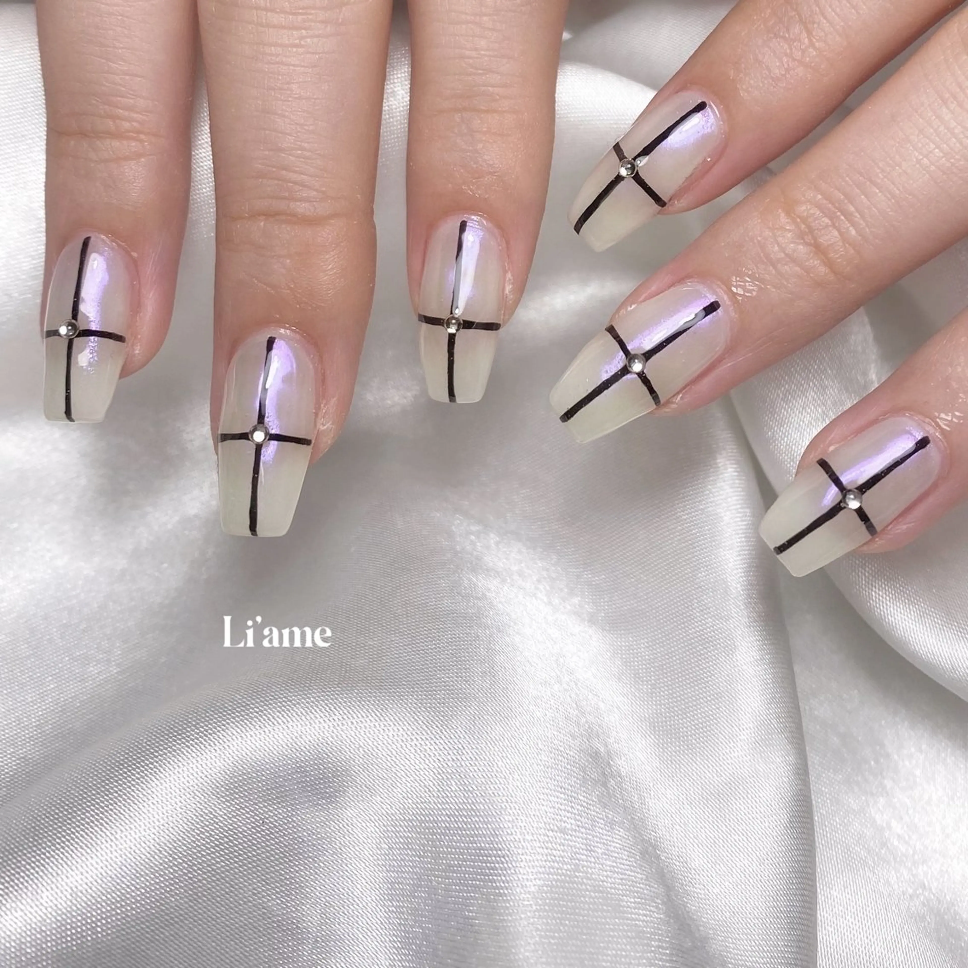 ネイル ハンドネイル Luna 【Li'ame】のネイルデザイン