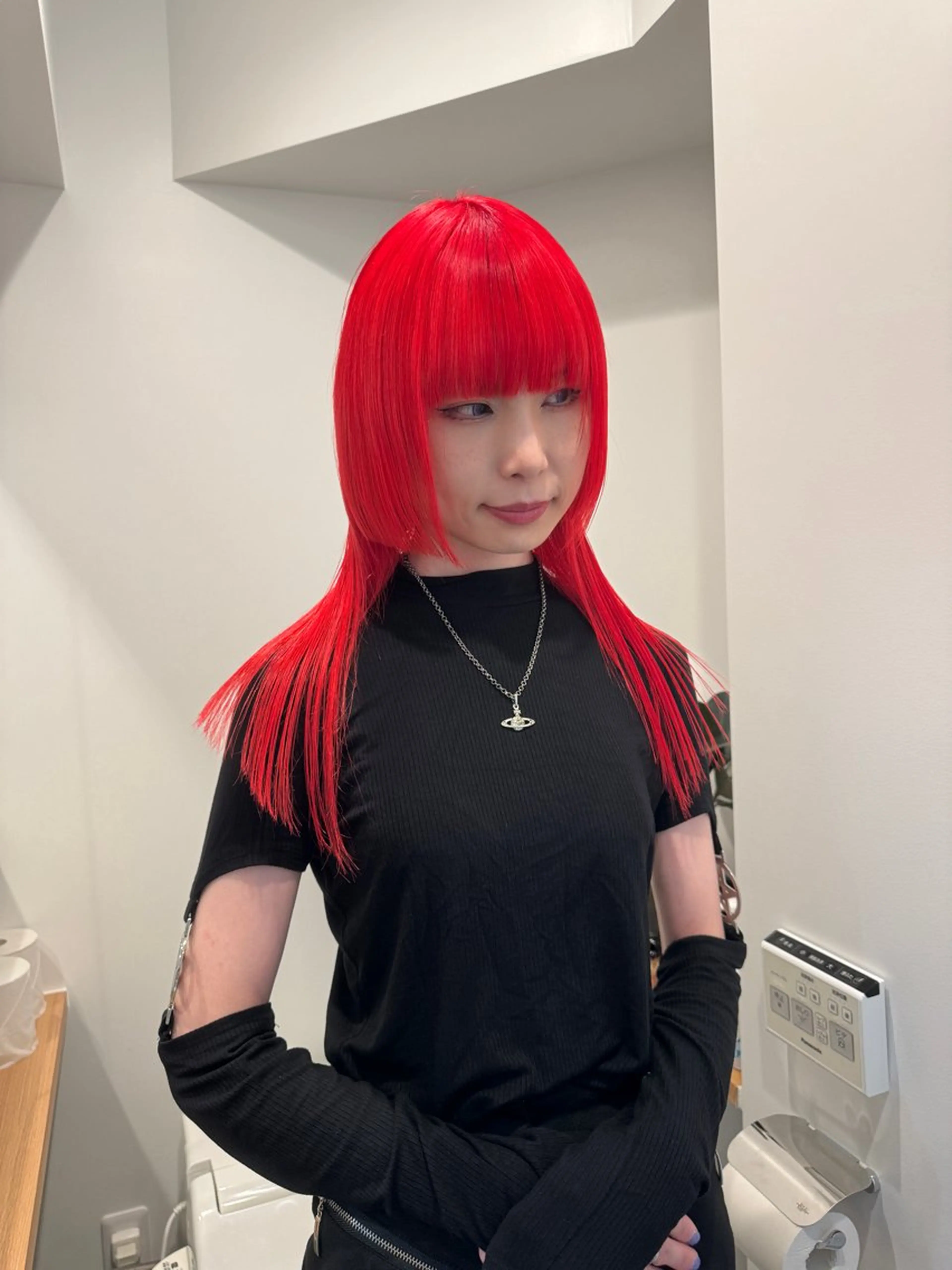 ロング カラー 切りっぱなしボブ レイヤー/縮毛矯正のヘアスタイル