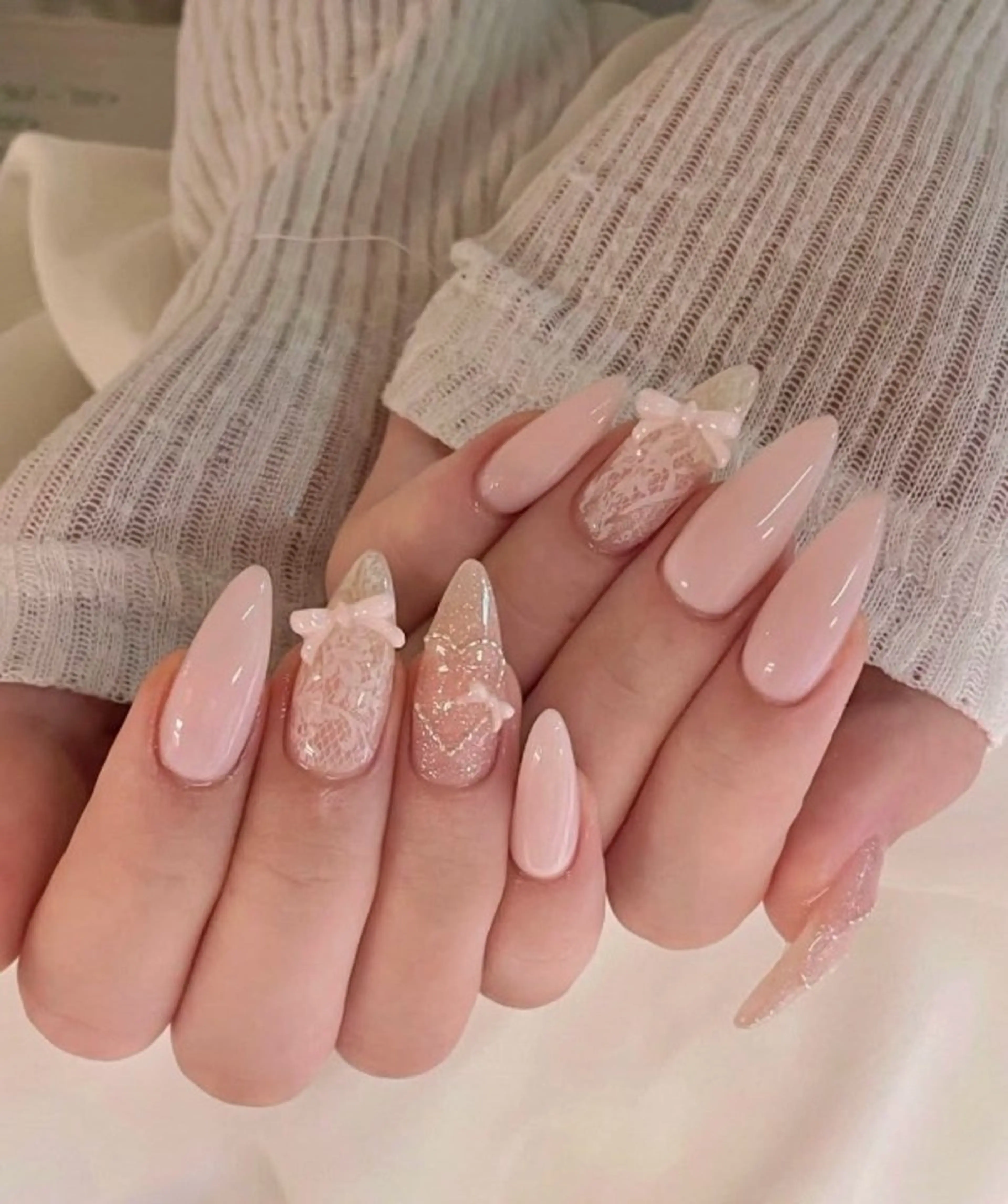 カラー グラデーションカラー ピンクカラー ハンドネイル AIN Nailのネイルデザイン