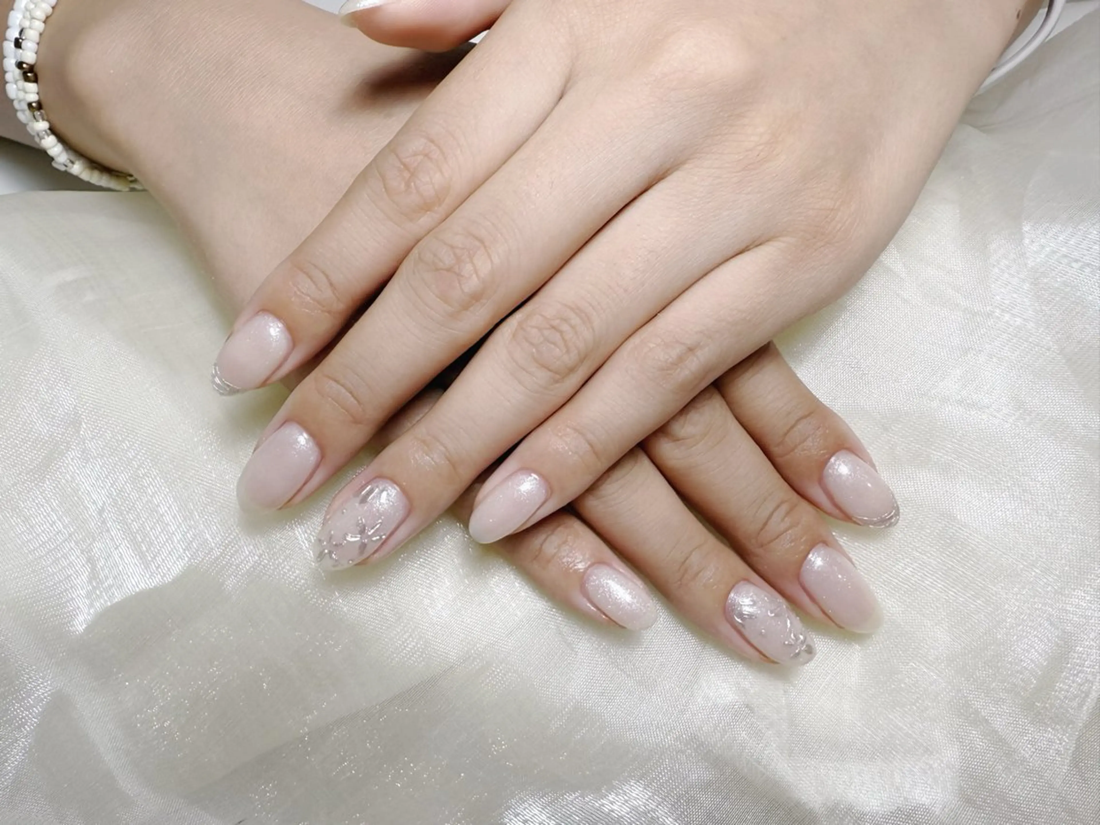 ネイル ハンドネイル ヨウ キョウセンのネイルデザイン