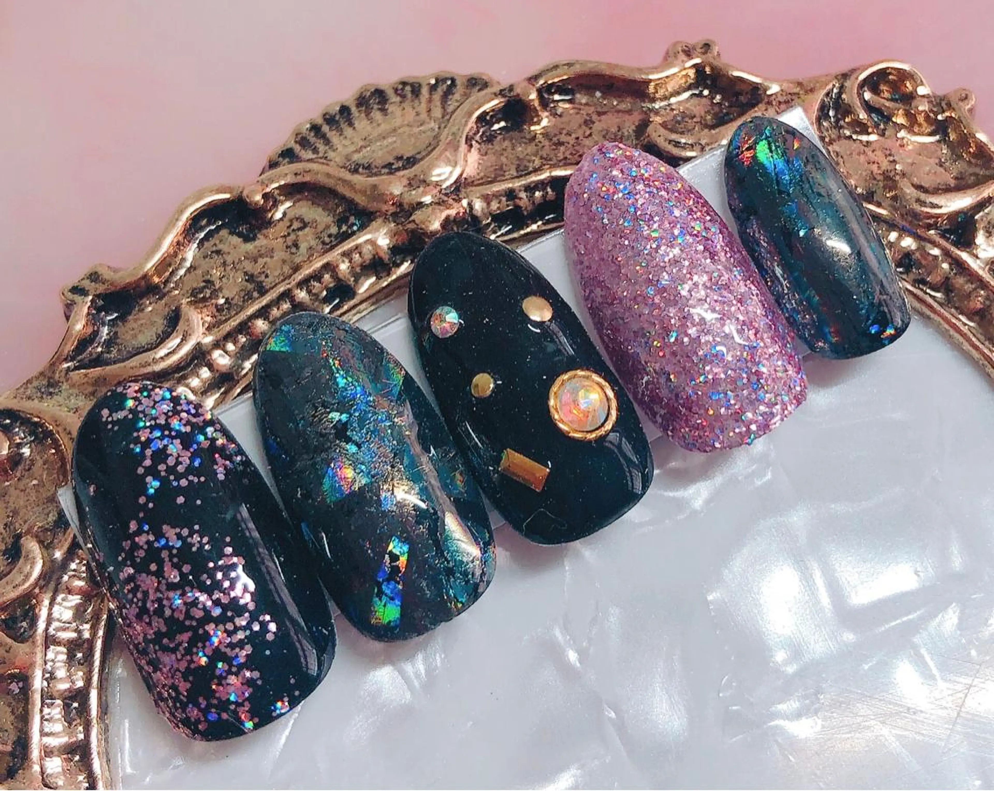 ネイル ハンドネイル CROWN プライベートサロンのネイルデザイン