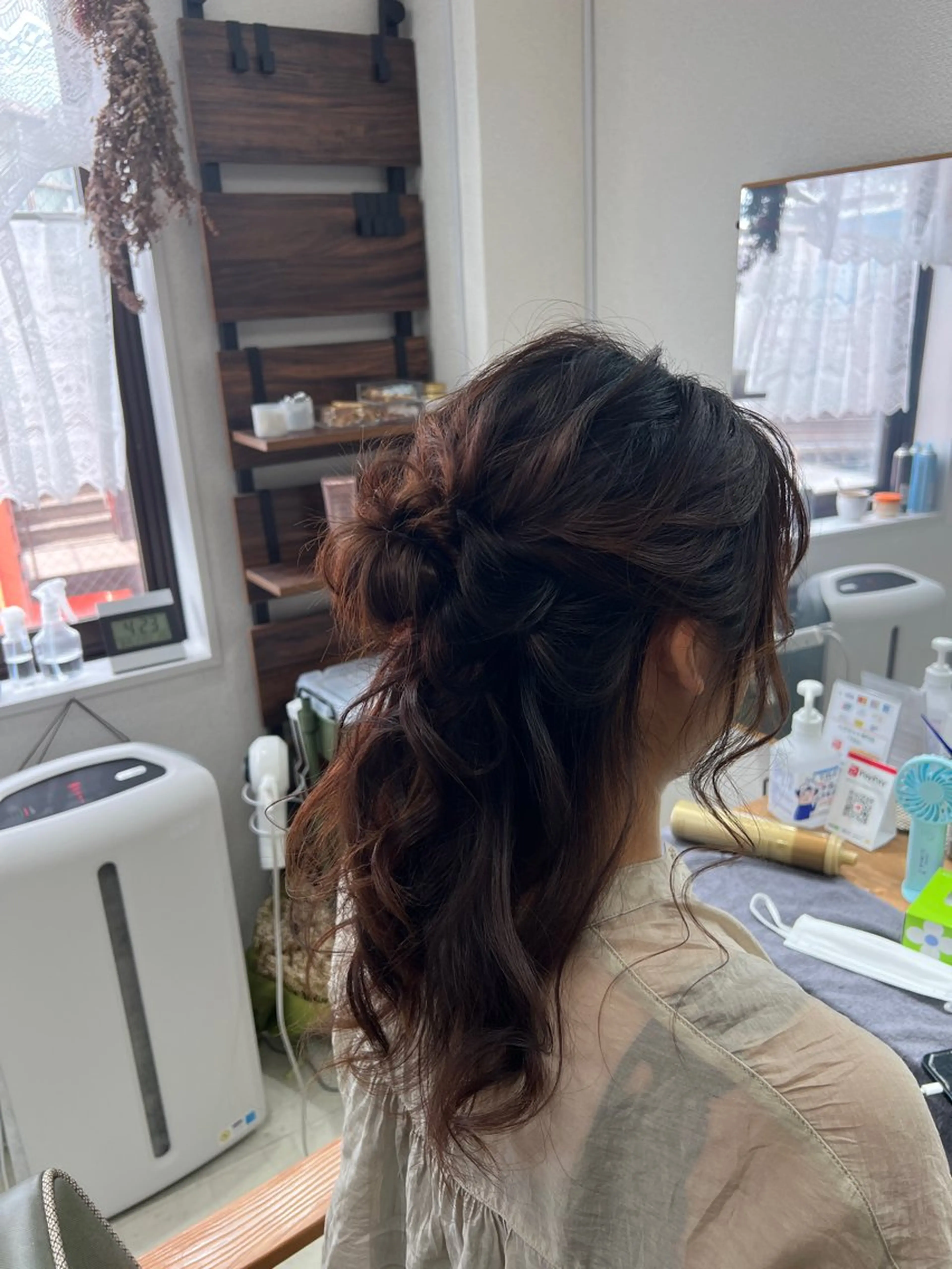 セミロング ヘアアレンジ ハーフアップ お団子ヘア 山室 敬義のヘアスタイル