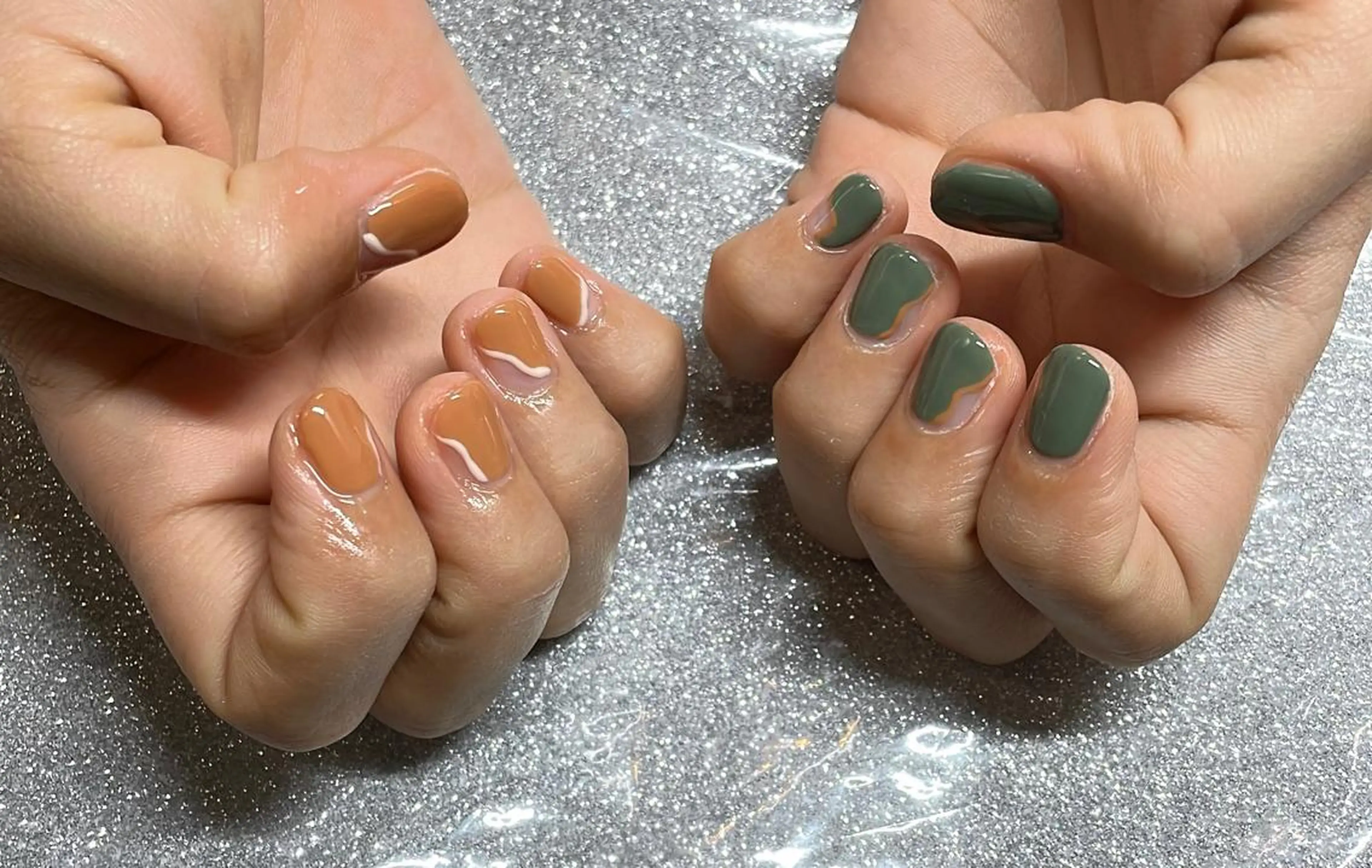 ネイル ハンドネイル VIERU 🌈🎀💖のネイルデザイン