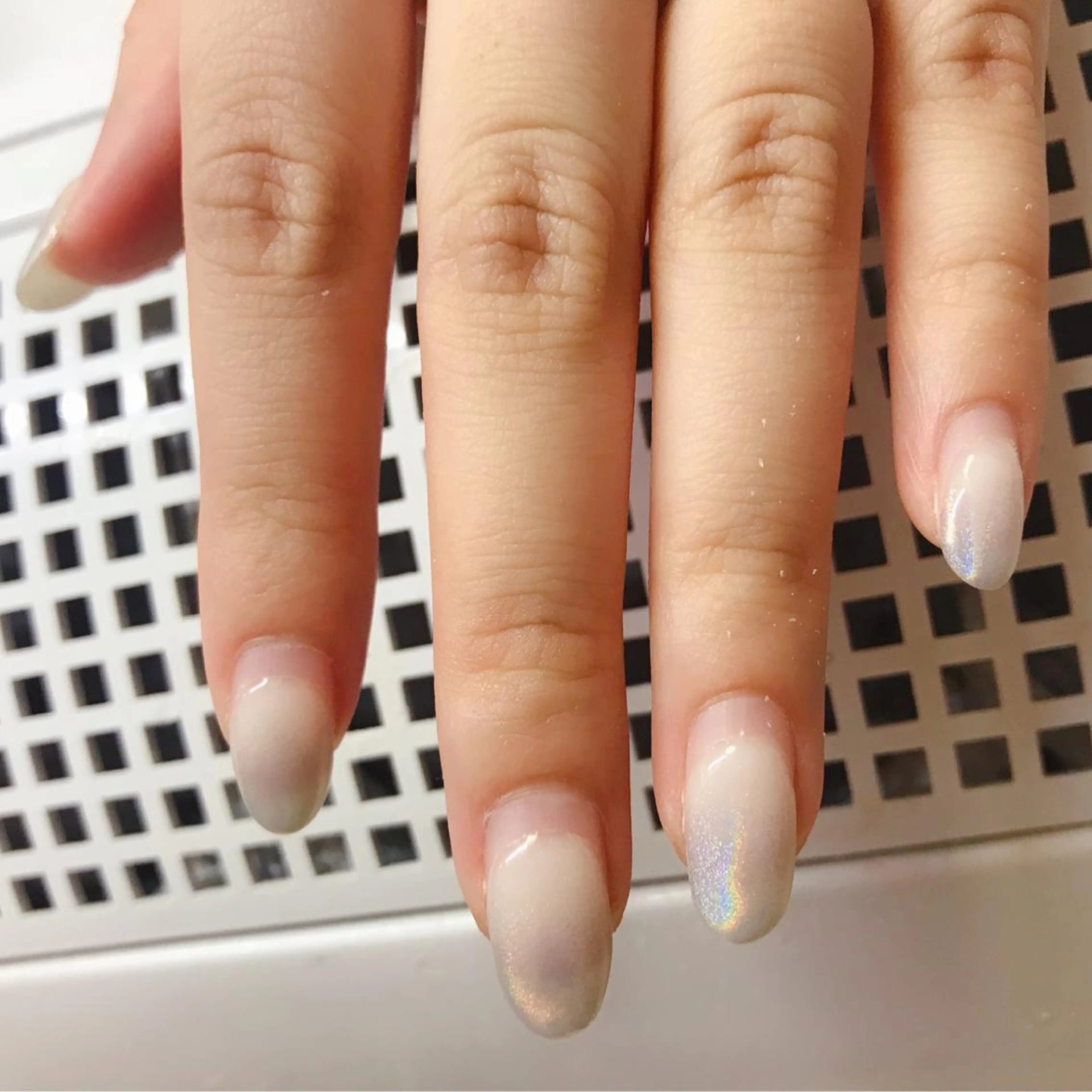 カラー ネイル グラデーションカラー ユニコーンカラー グラデーション Q Free nailsのネイルデザイン