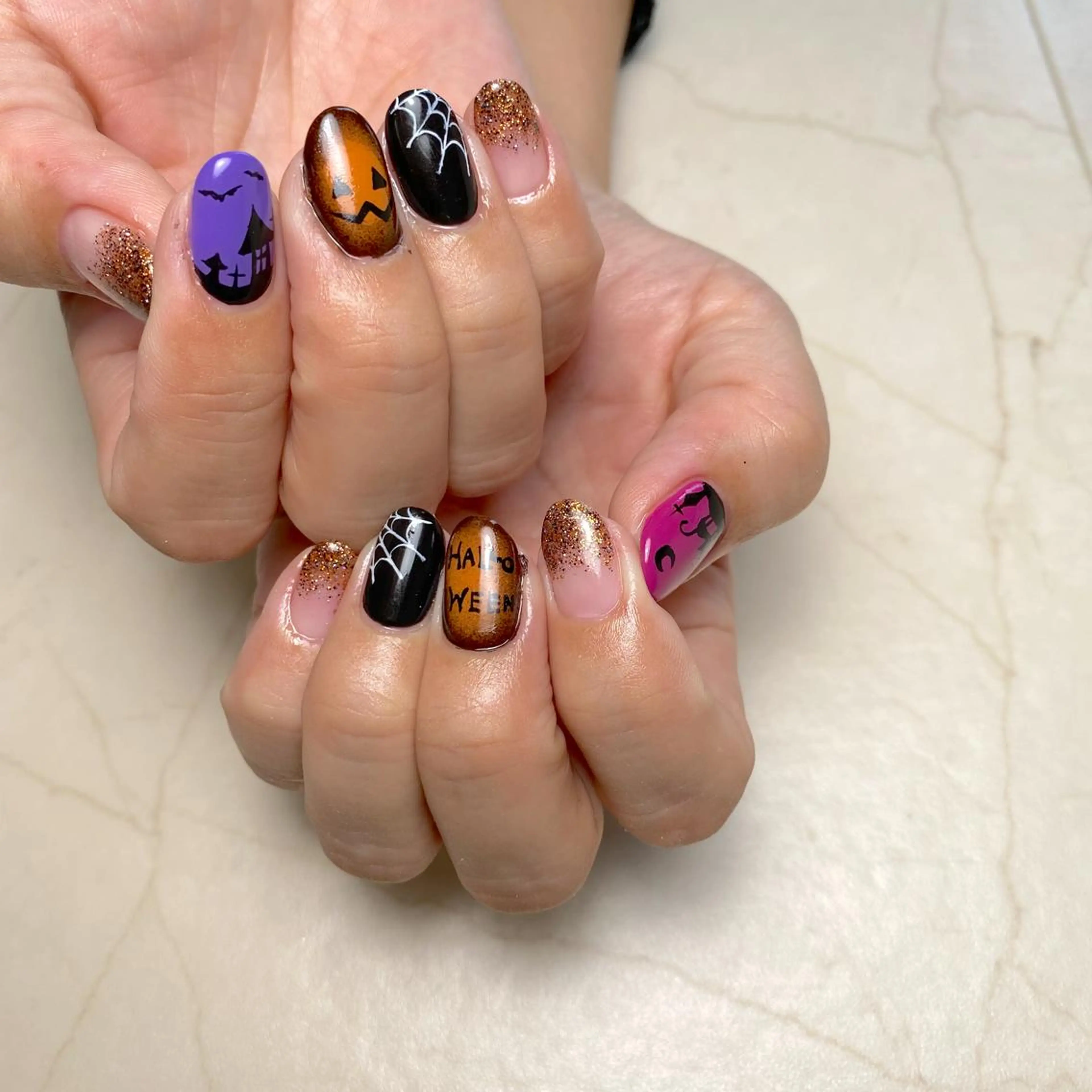 ネイル NAILSALON RandU...のネイルデザイン
