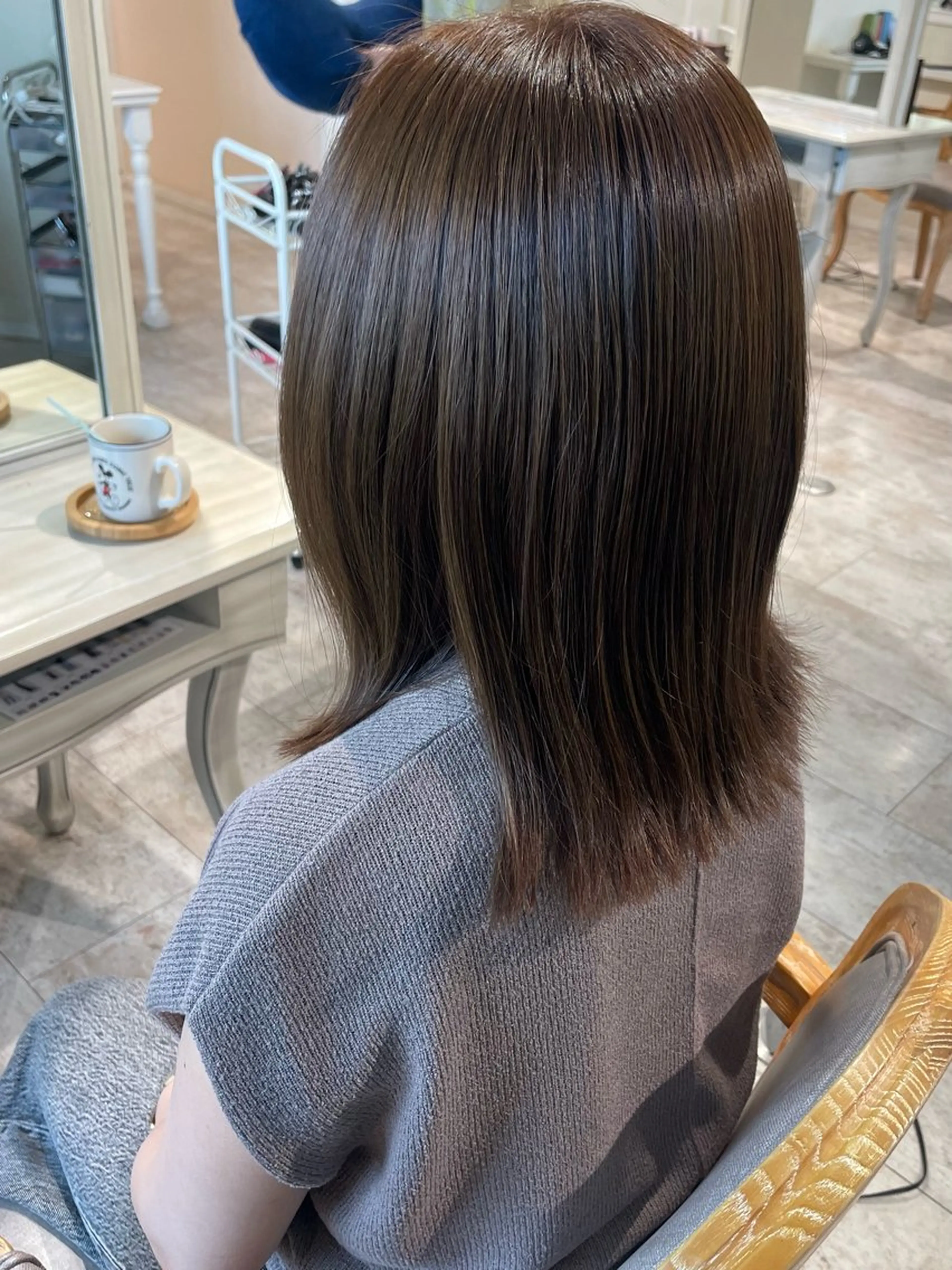 ミディアム カラー 透明感カラー トリートメント ヘアカラー 魔法のシャンプーで 艶髪に✳︎/カラーのヘアスタイル