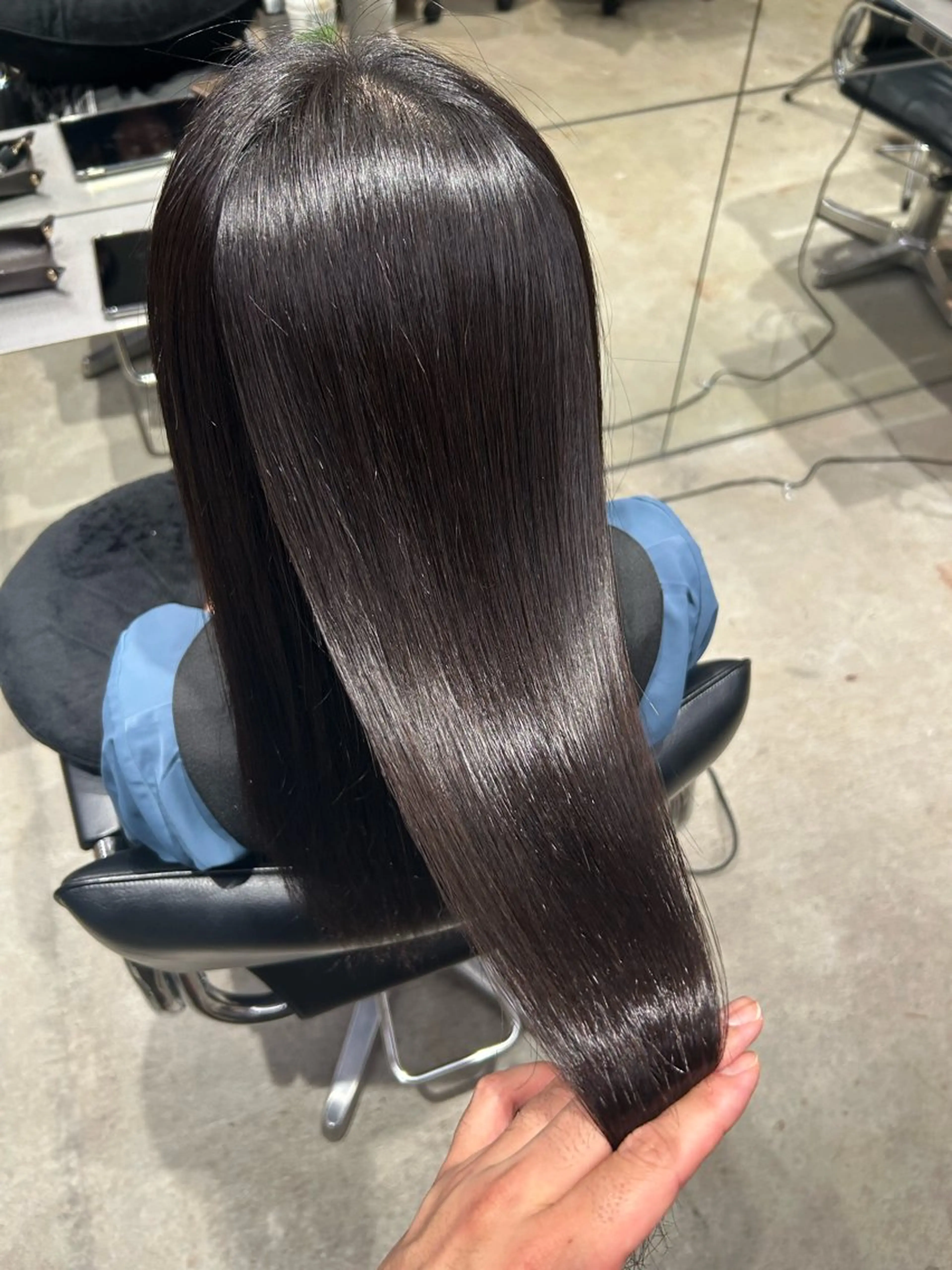 【平日限定】🎈縮毛矯正モデル🎈クセや広がり、うねりが気になる方にオススメの写真