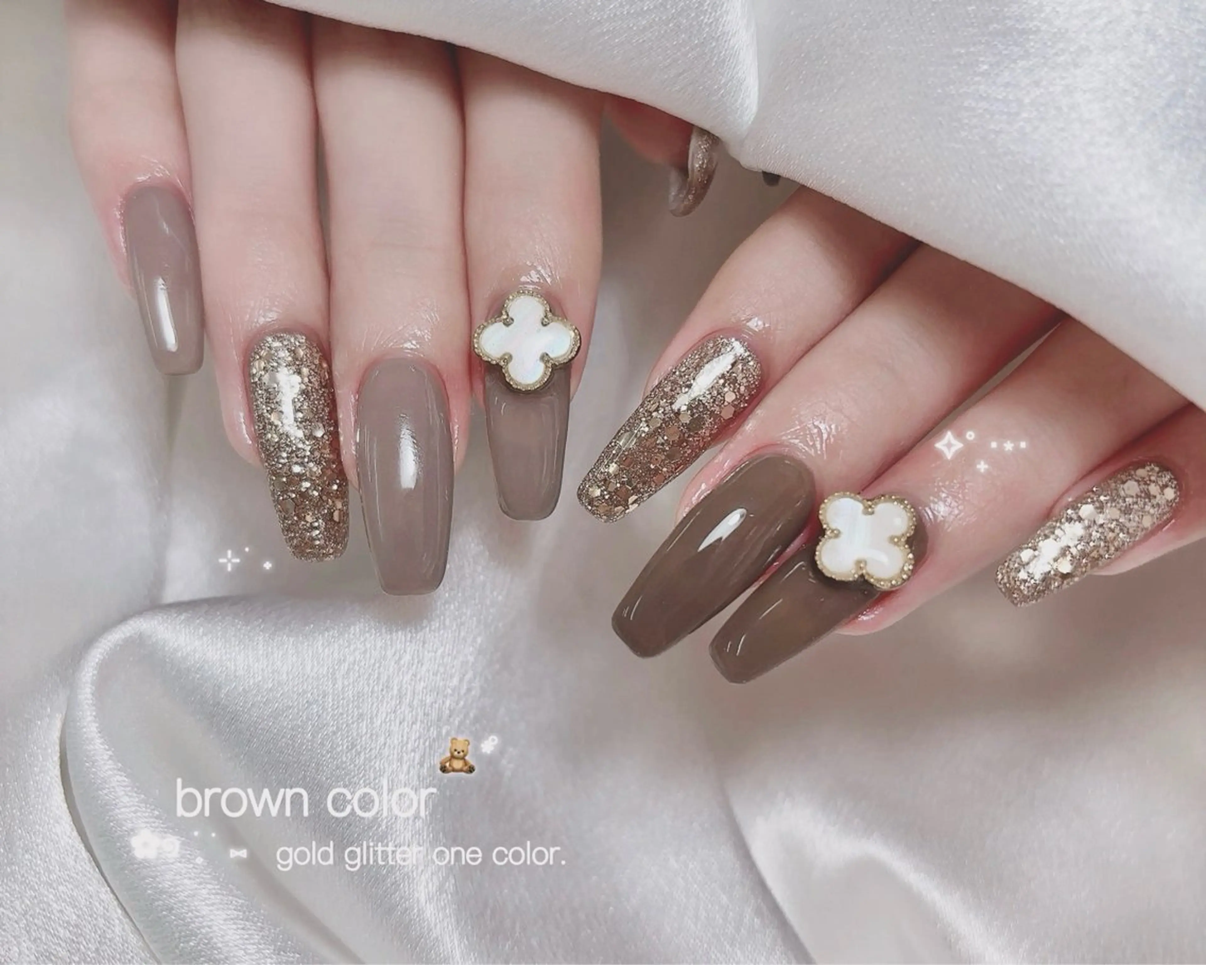 ネイル ブラウン ワンカラーネイル ハンドネイル Arowa 伊田のネイルデザイン