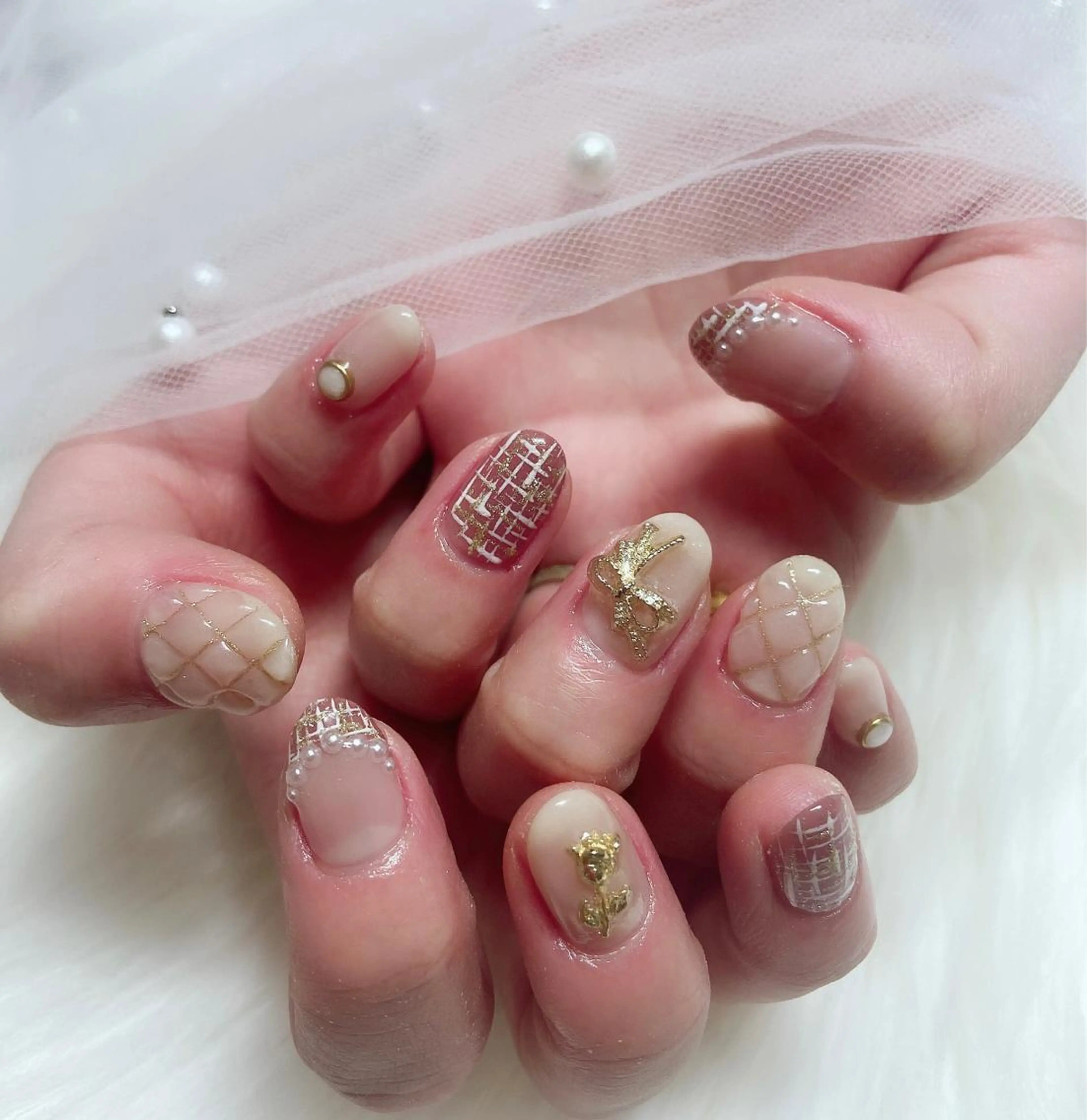 ネイル ハンドネイル ＆ME アンドミーのネイルデザイン