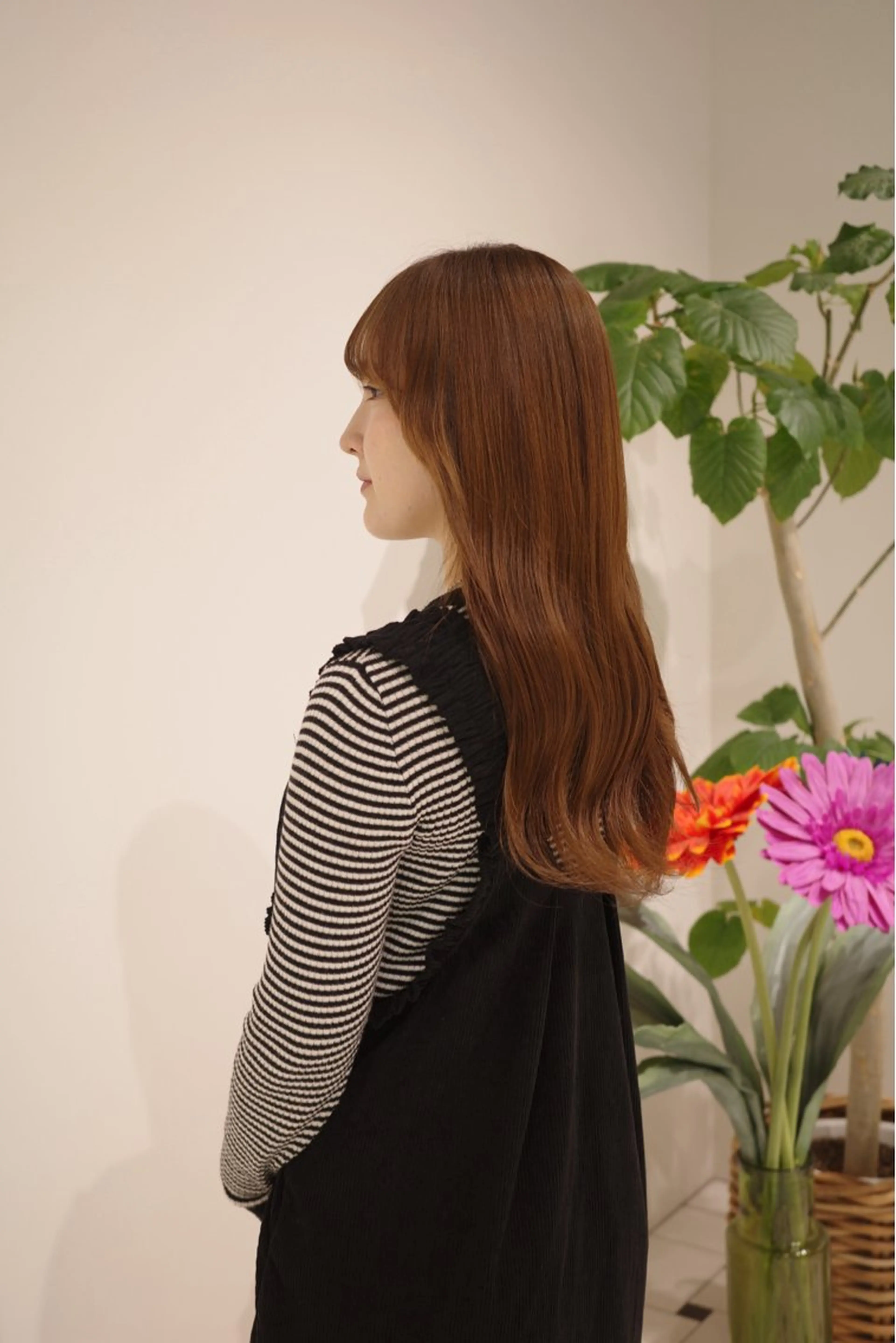 ロング カラー オリーブカラー ヘアカラー (h)wim natsuのヘアスタイル