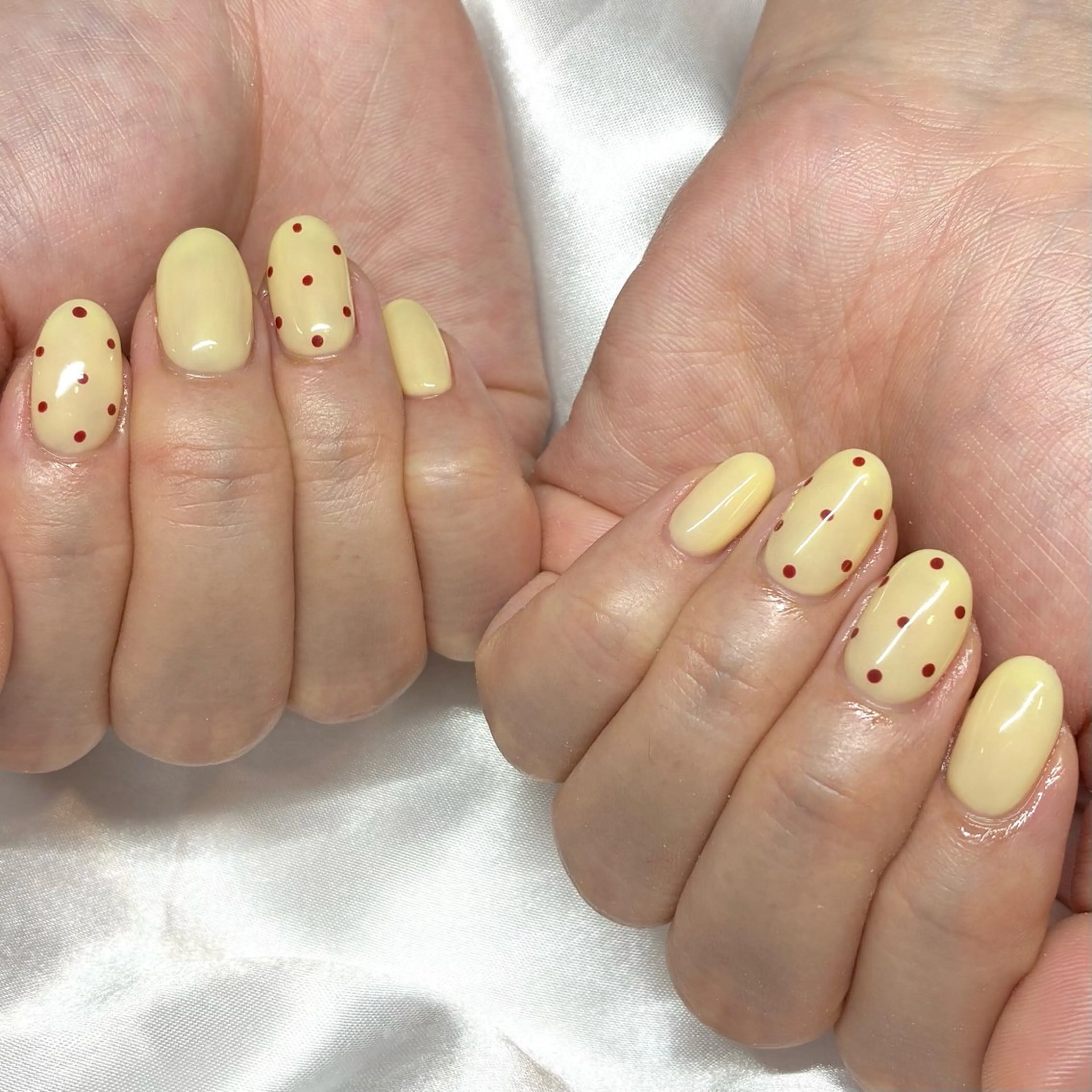 ネイル ドット ハンドネイル Nail ヌシん家 AKANEのネイルデザイン