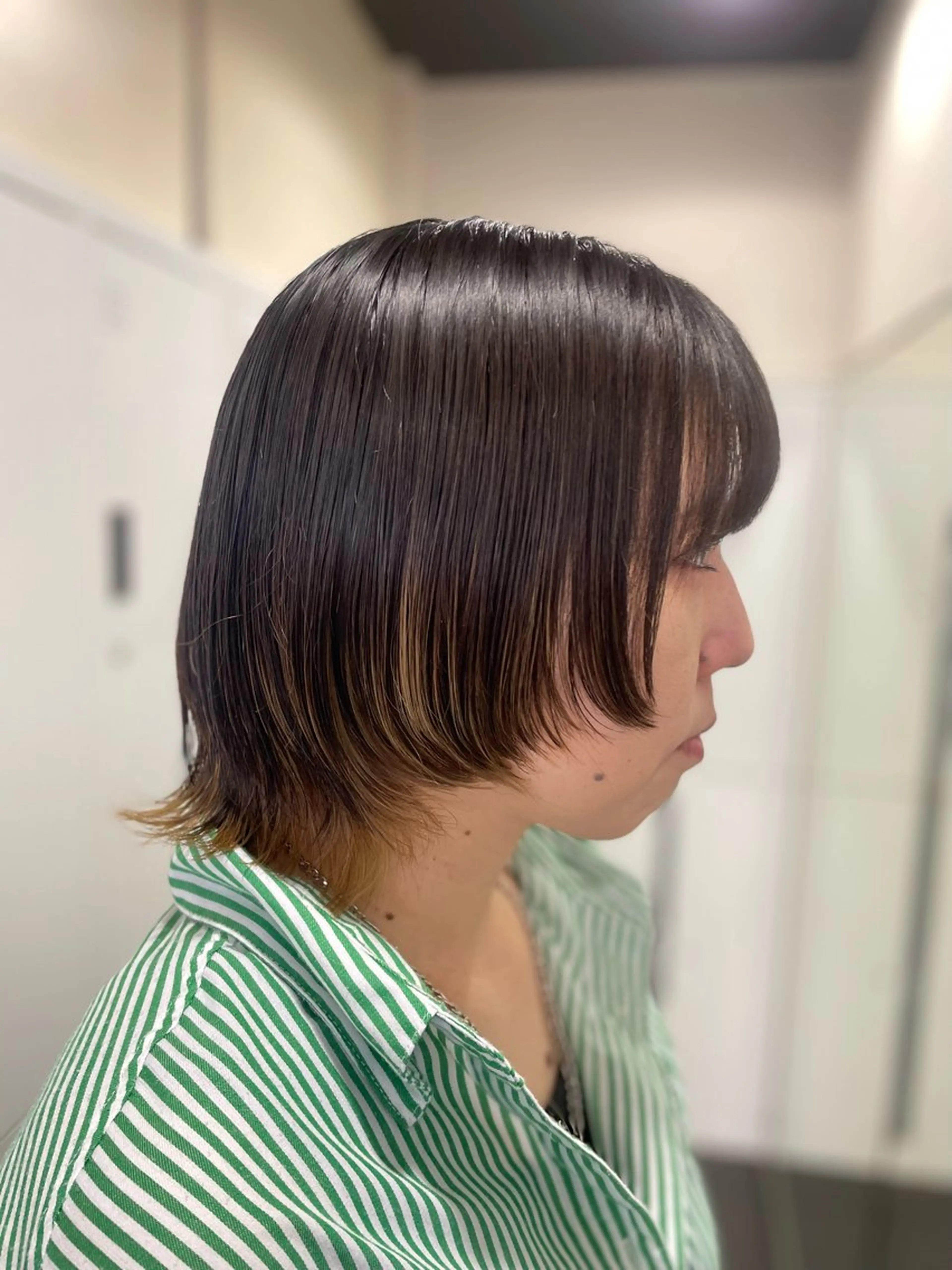 ショート レイヤーカット ショートヘア ウルフカット カット ハイトーン/レイヤー 似合わせ・ユキノのヘアスタイル