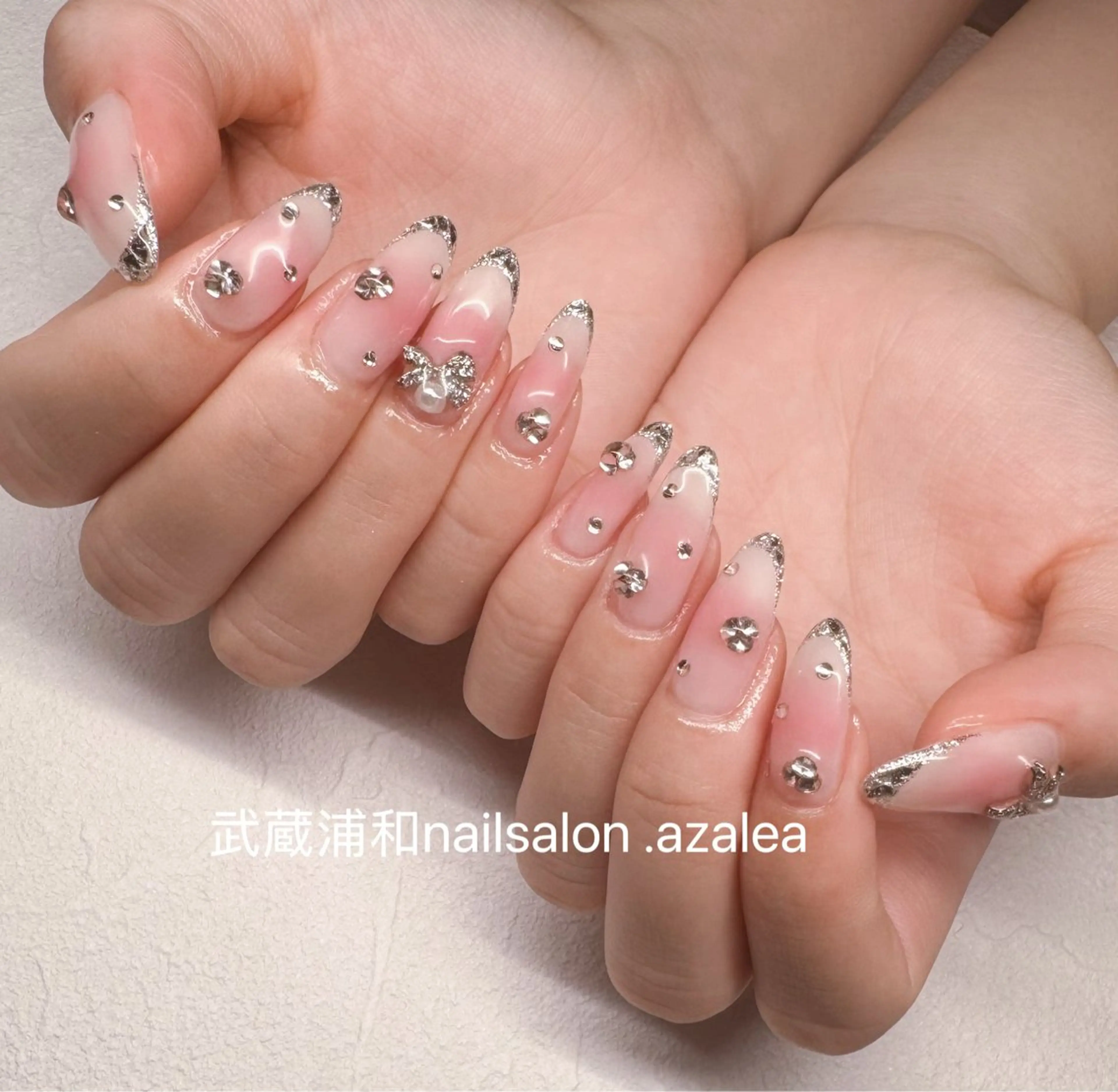 ネイル ハンドネイル R inのネイルデザイン