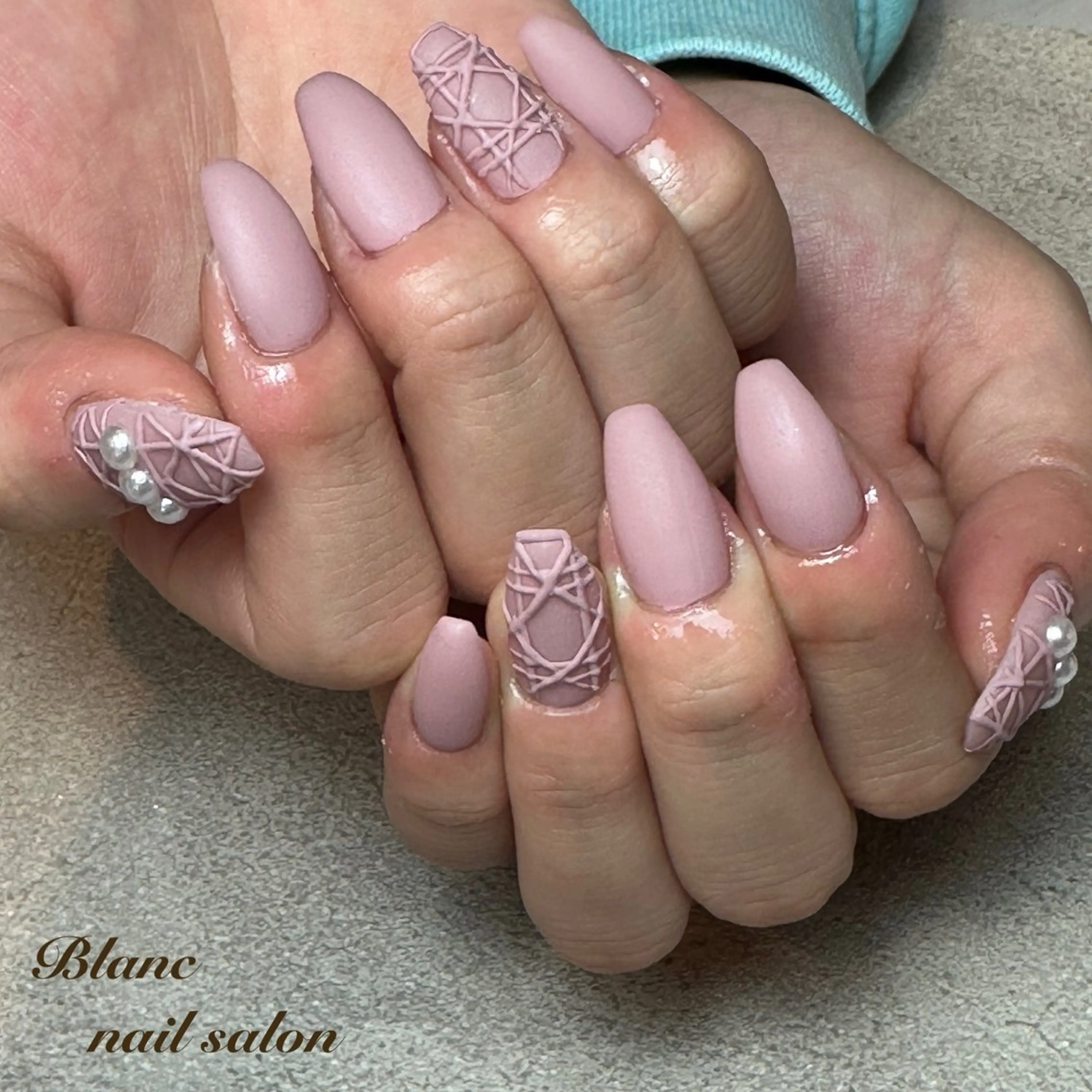 ネイル マットネイル Blanc ブランのネイルデザイン