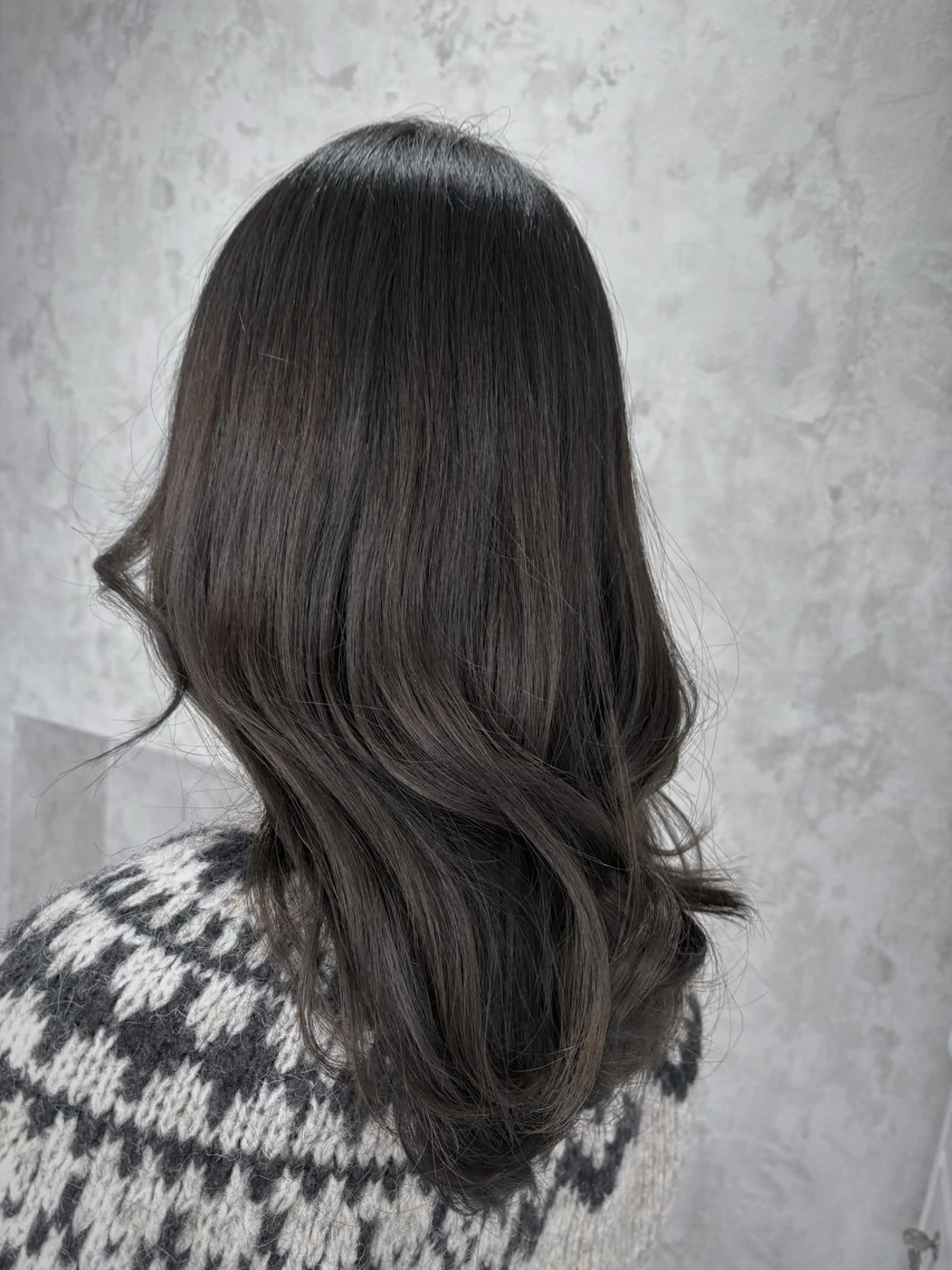 カラー うる艶カラー/美髪 折戸光希のヘアスタイル