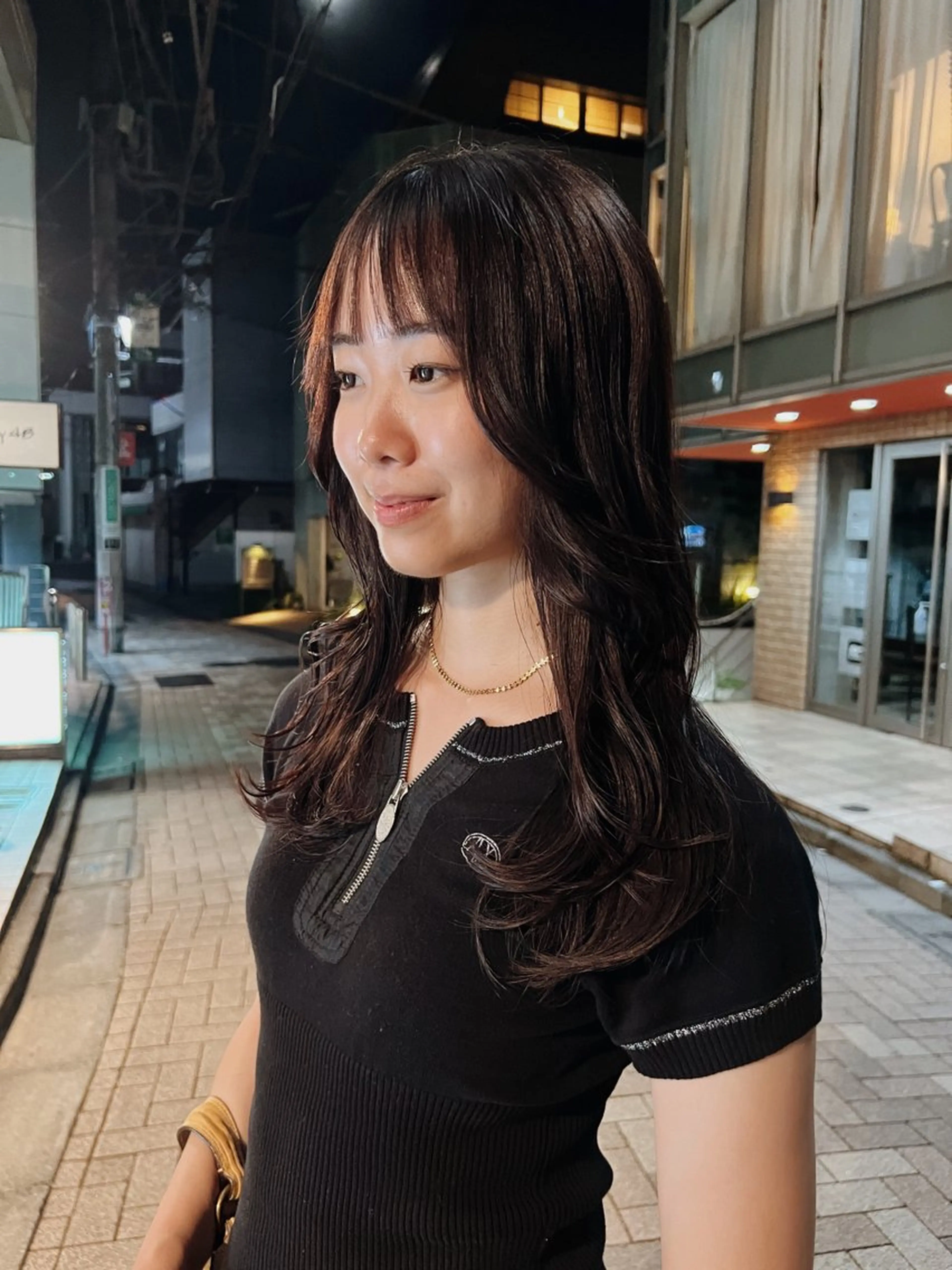 セミロング カラー パーマ ヘアアレンジ くびれヘア 顔まわりレイヤー 韓国風ヘア くびれレイヤー レイヤーカット ショートヘア原宿 fifth コシのヘアスタイル