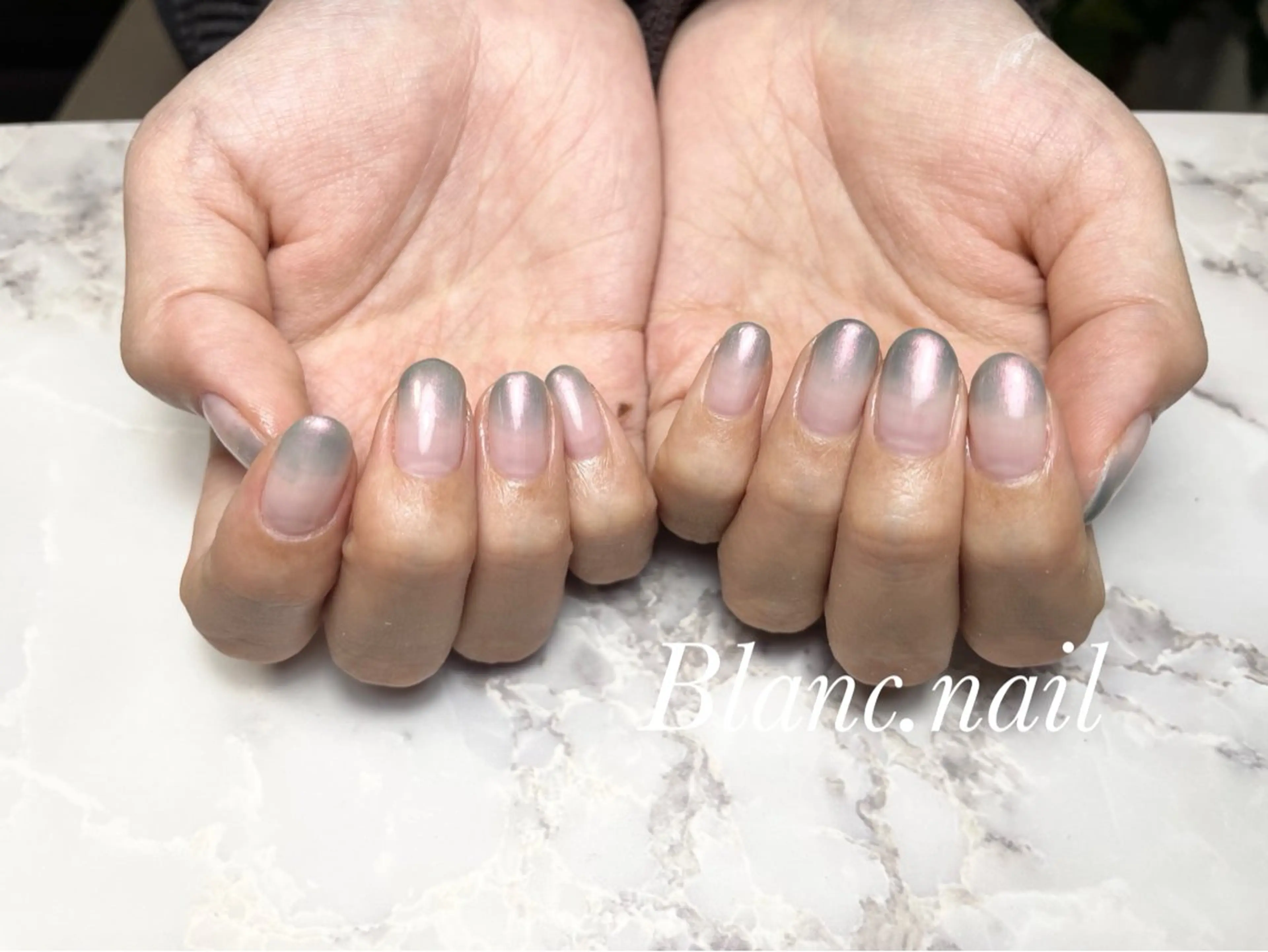 ネイル ジェルネイル グラデーション マグネットネイル ニュアンスネイル パラジェル ハンドネイル BLANC.nail所属・BLANC.nail yuuのネイルデザイン