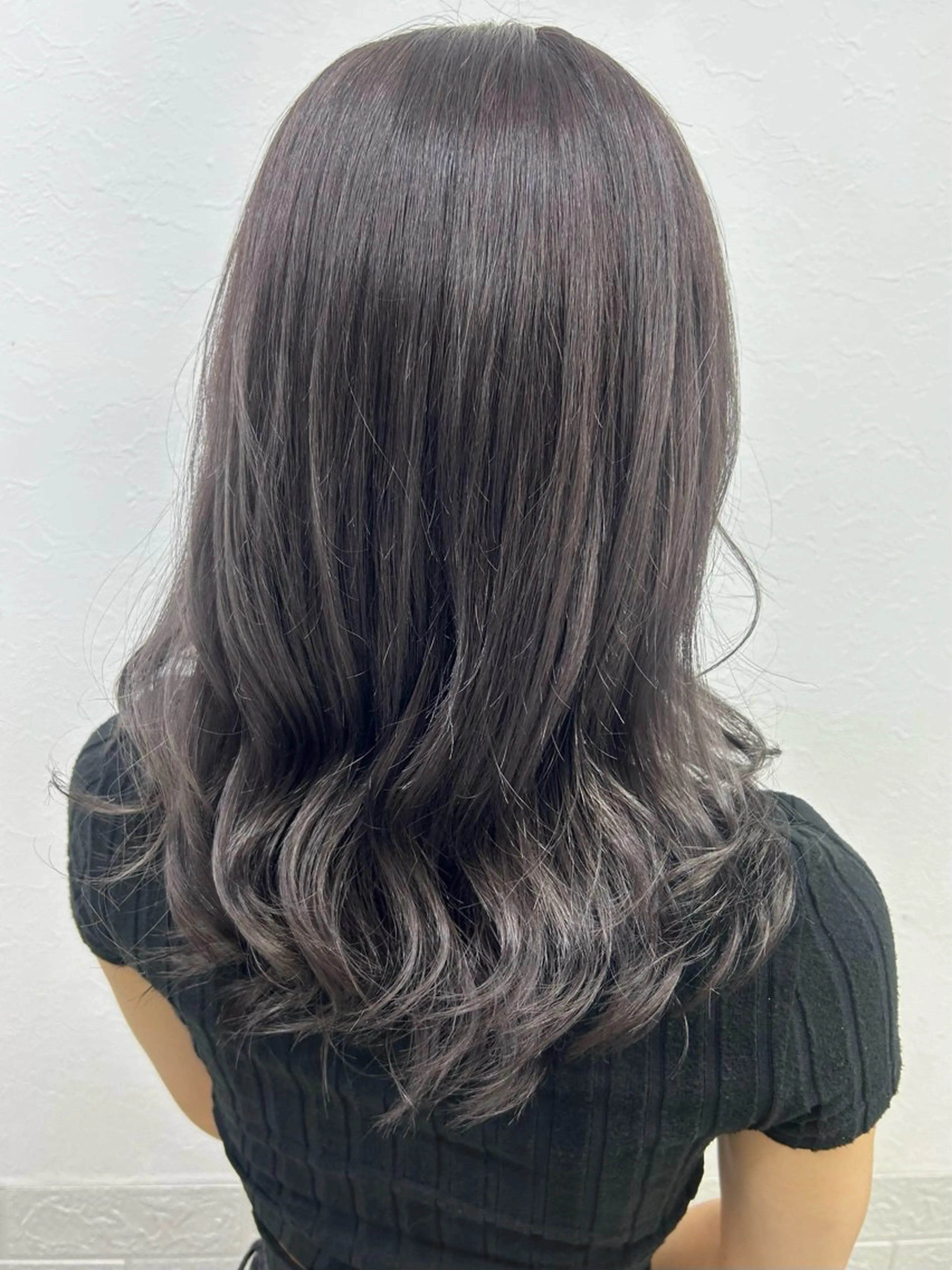 カラー ダブルスキルエクステ /羽エクステ白石宇由のヘアスタイル
