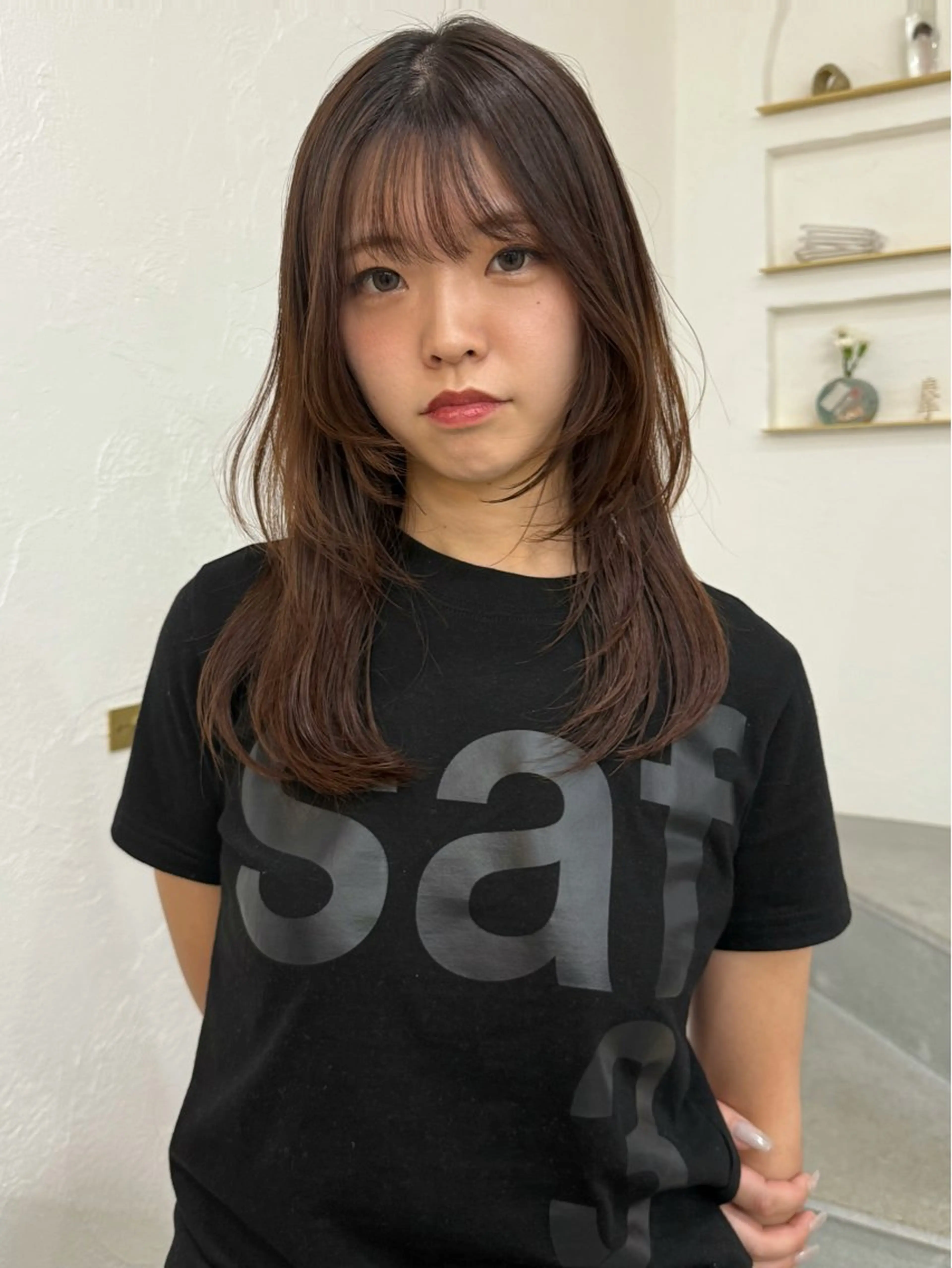 ミディアム 縮毛矯正 イシイ モエカのヘアスタイル